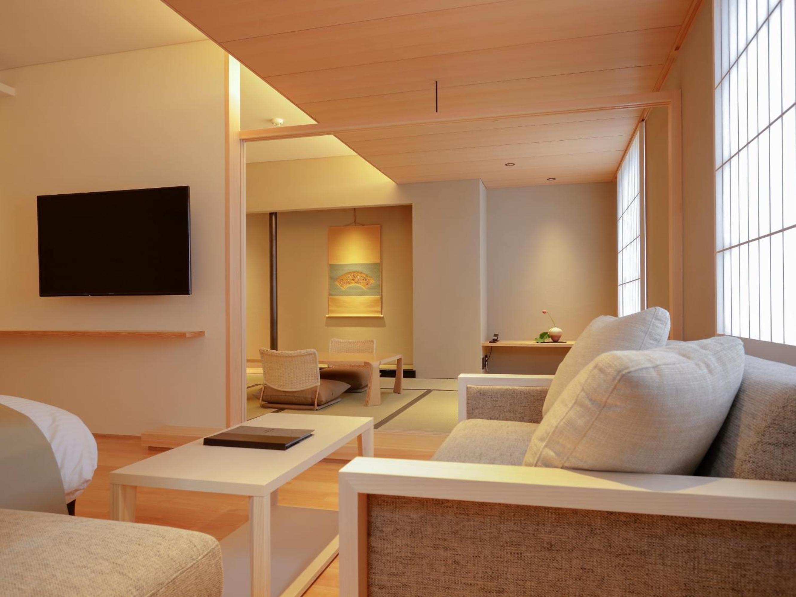 Family Suite photo 3