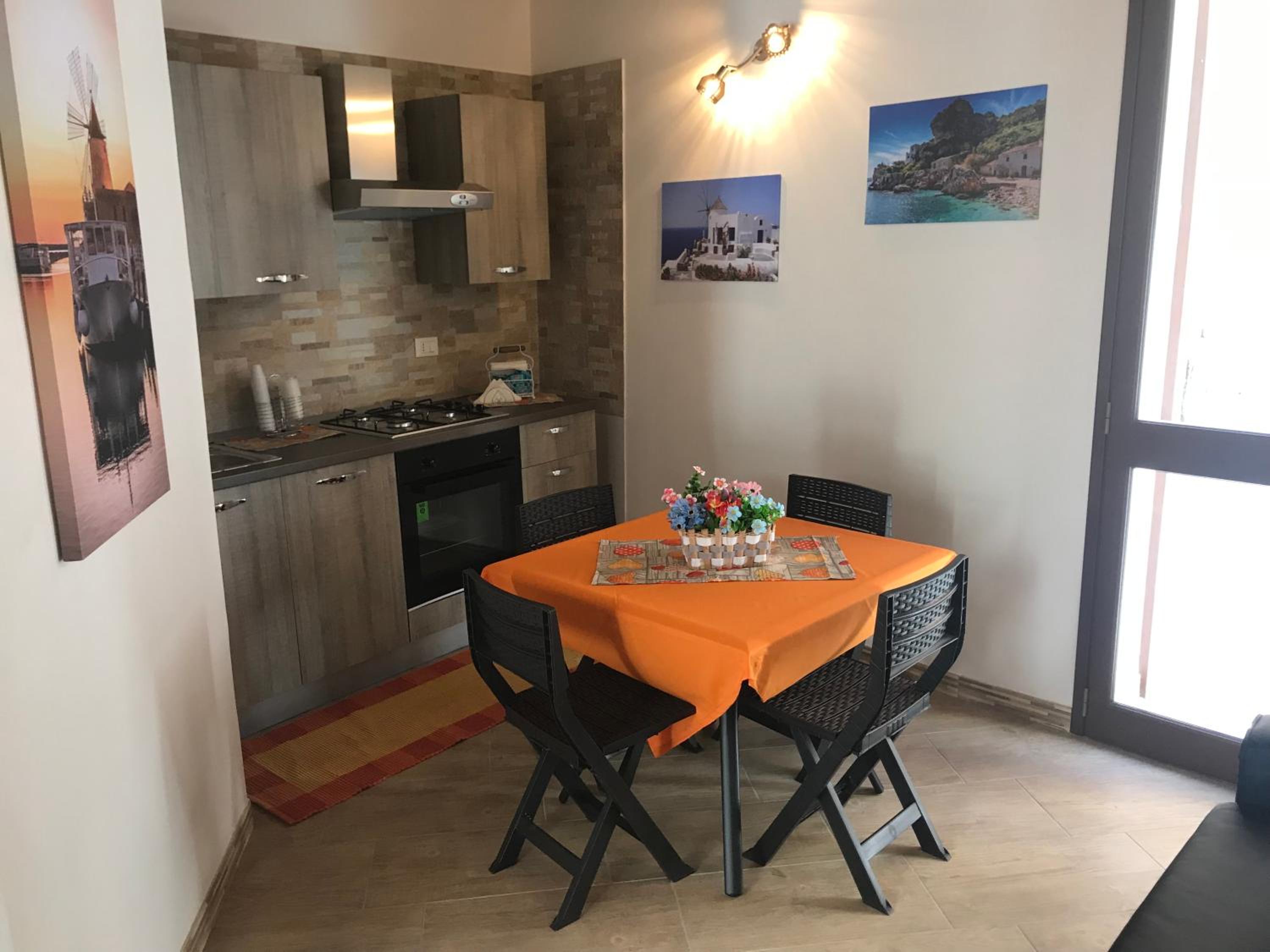 One-Bedroom Apartment - Photo 15