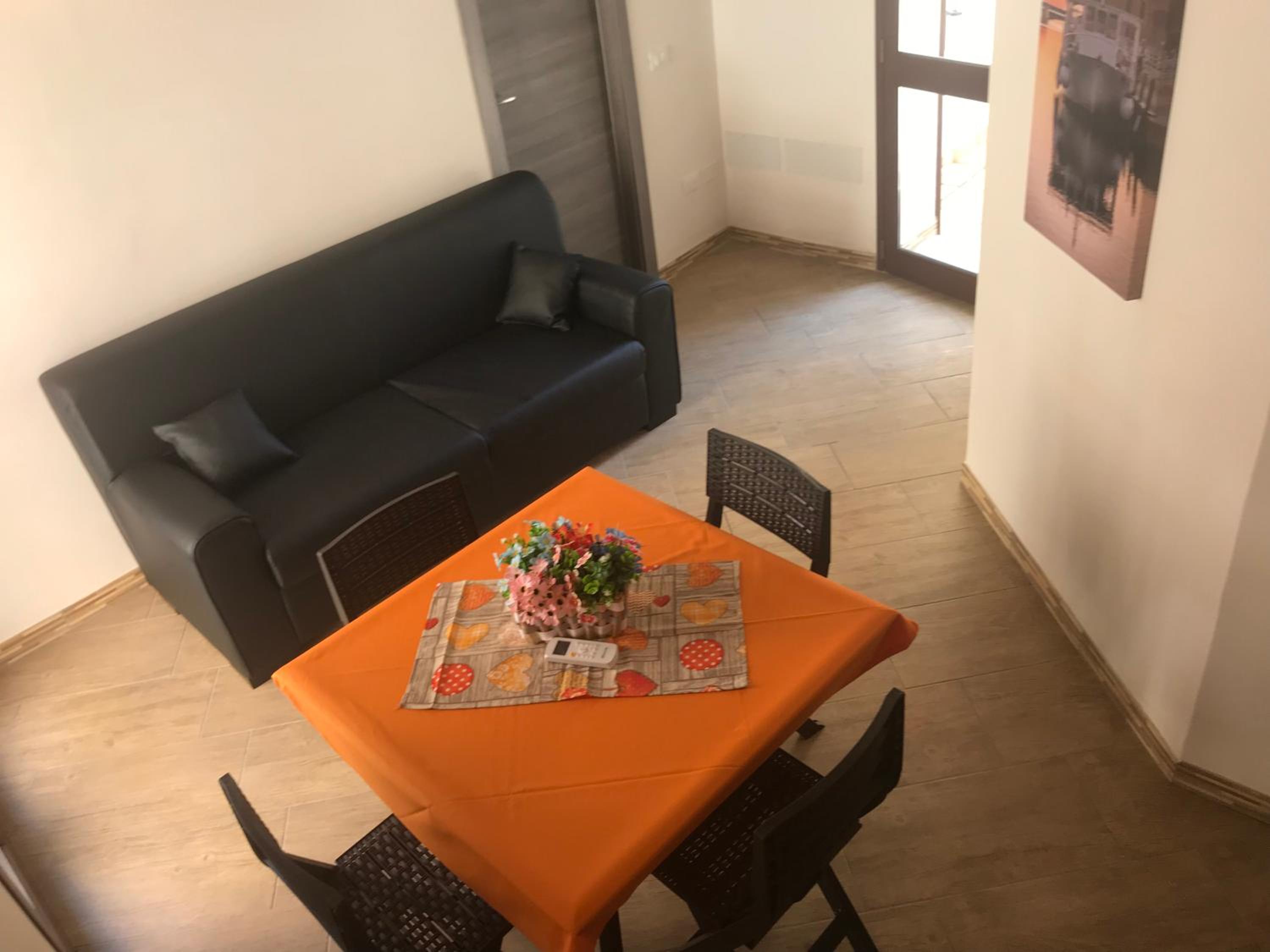 One-Bedroom Apartment - Photo 14