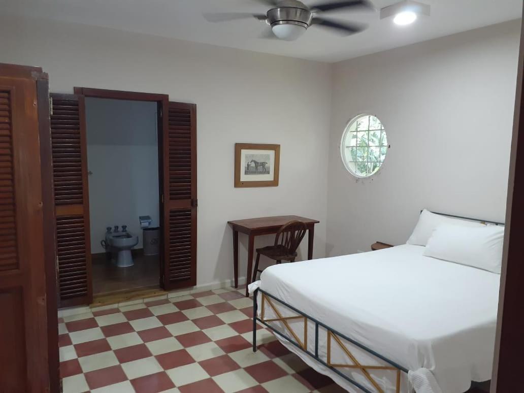 Basic Triple Room photo 3