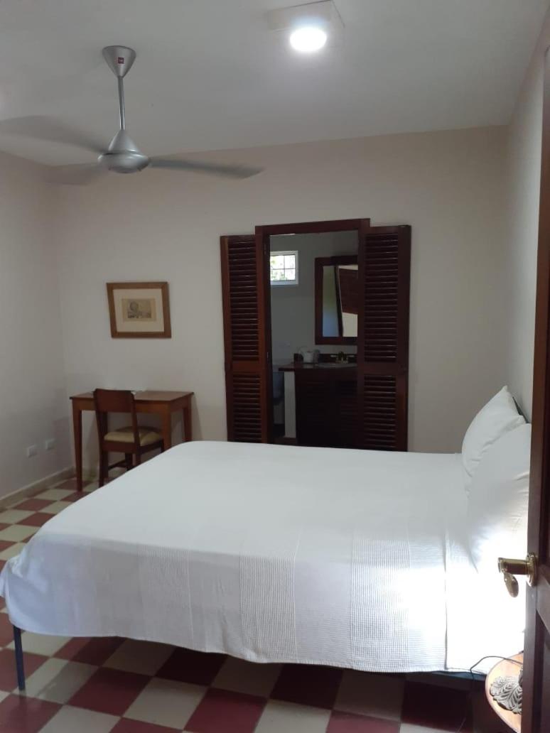 Basic Triple Room photo 2