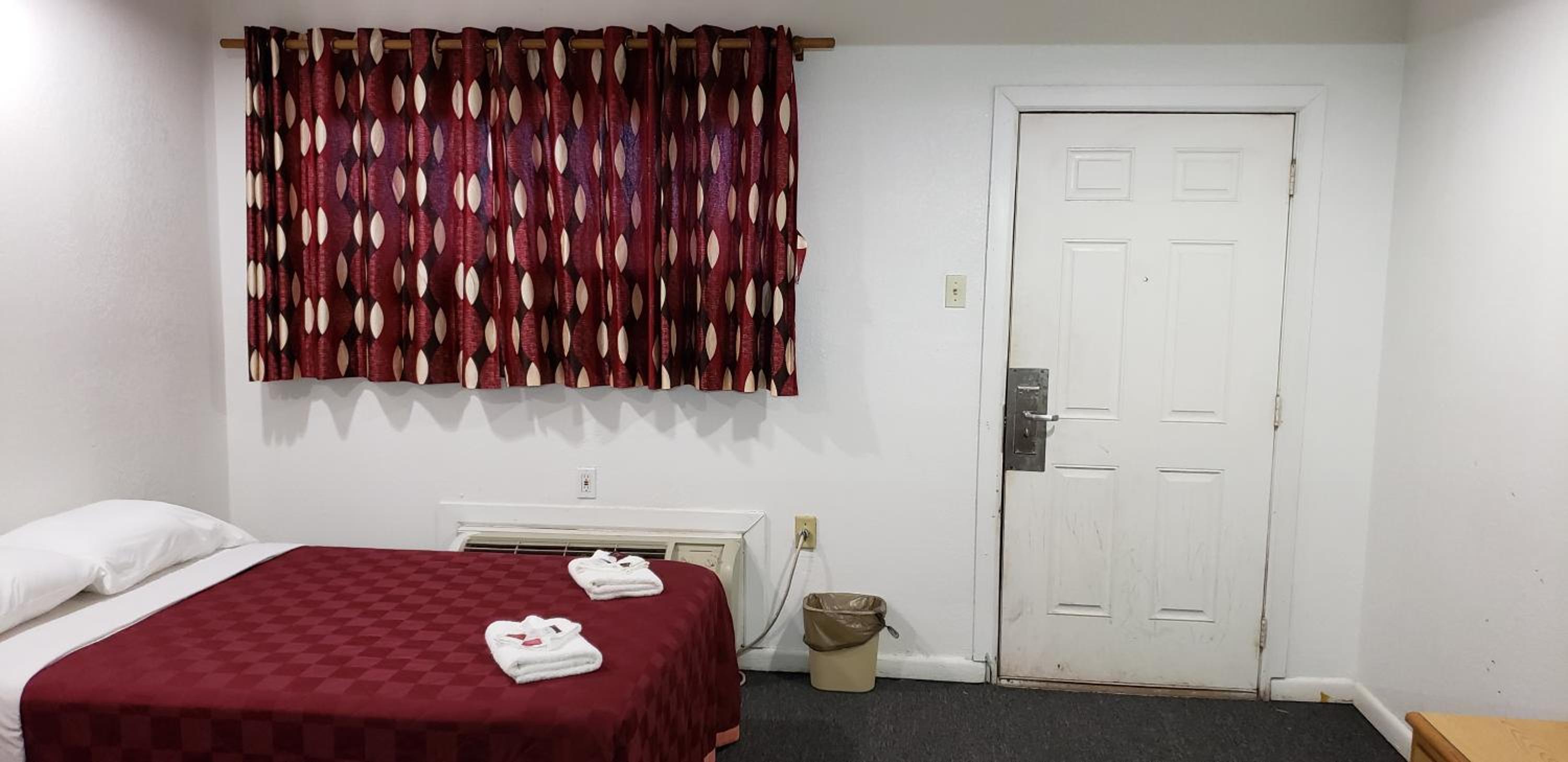 2 Double Beds Non Smoking - Photo 2