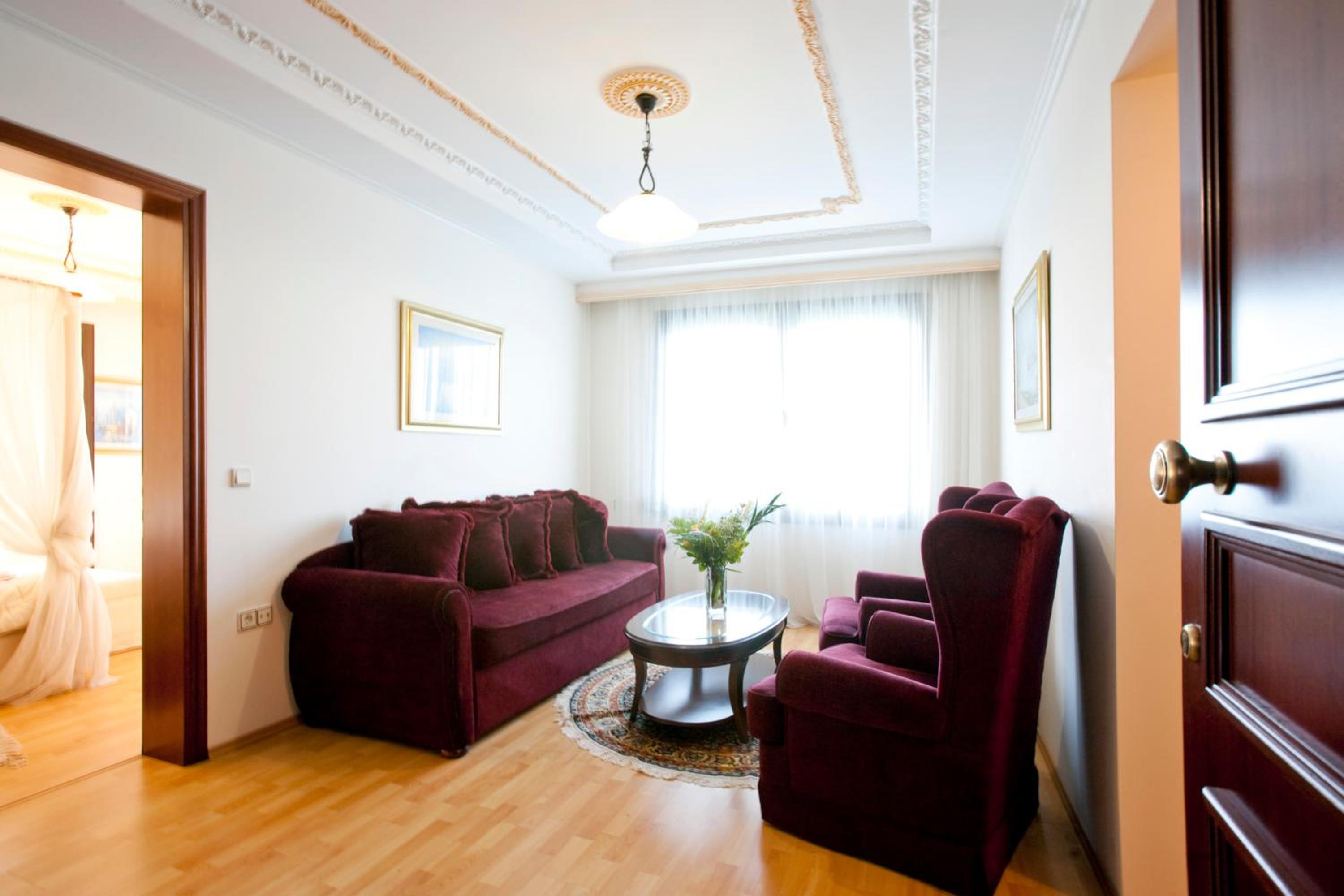Triple Room with Side Sea View - Photo 5