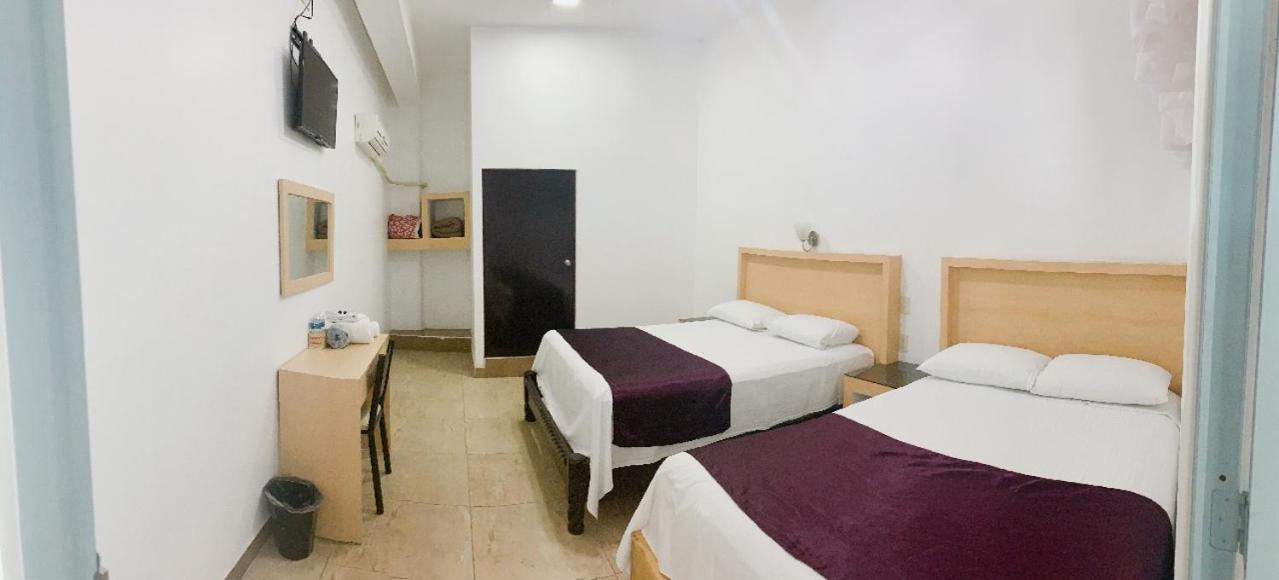 Twin Room with Air-Conditioning