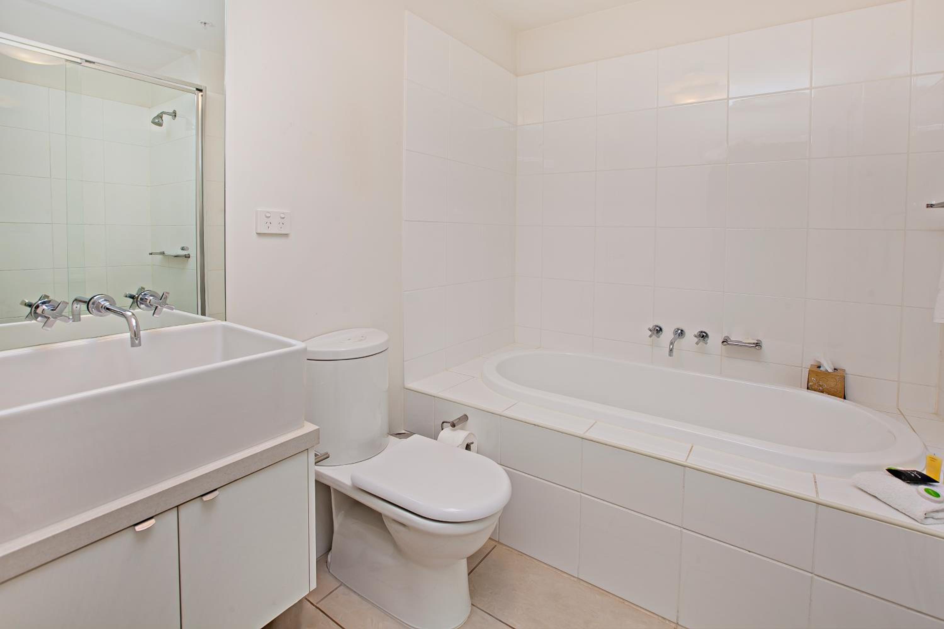 One Bedroom Apartment River View