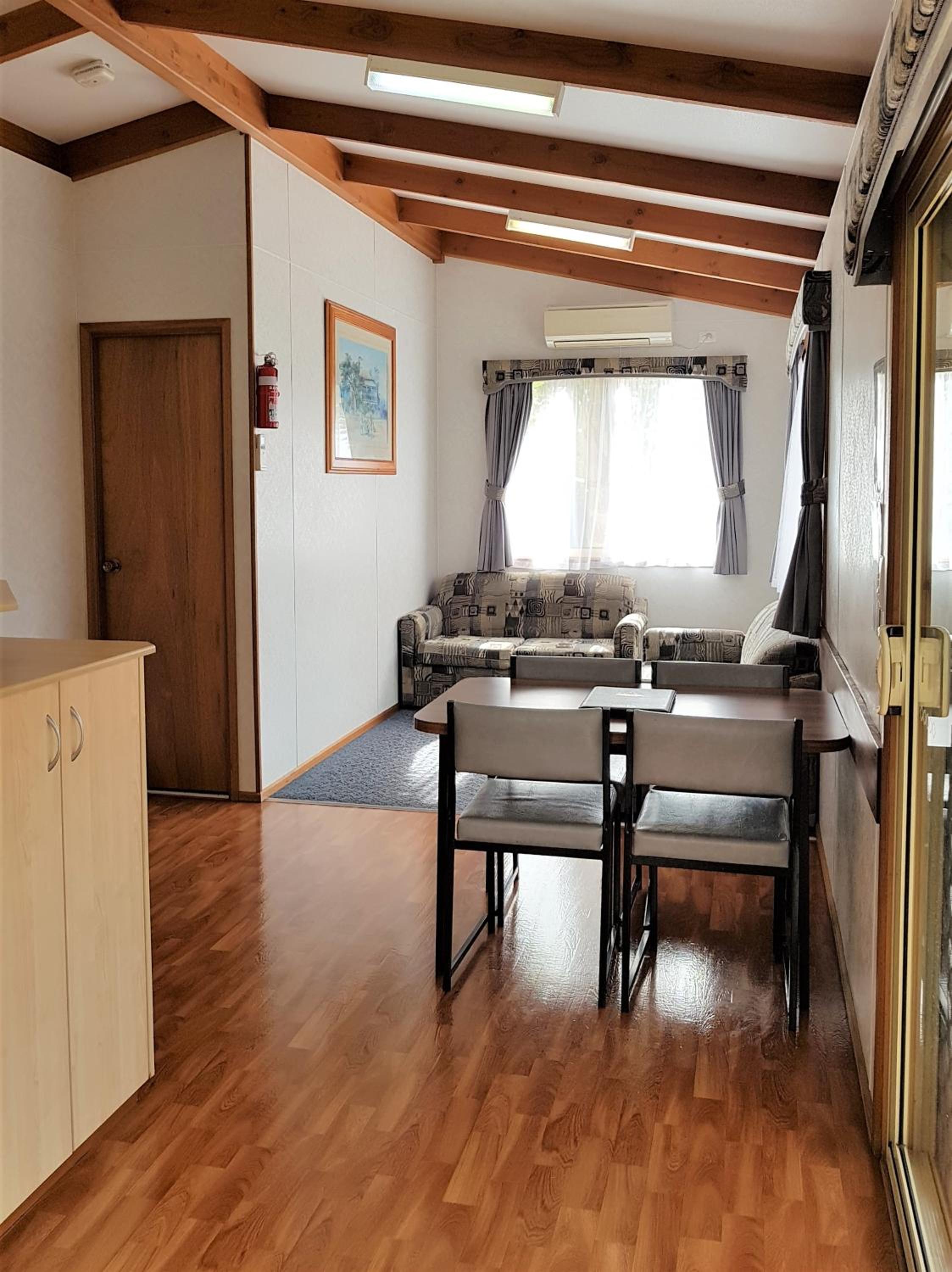 Economy Cabin photo 1