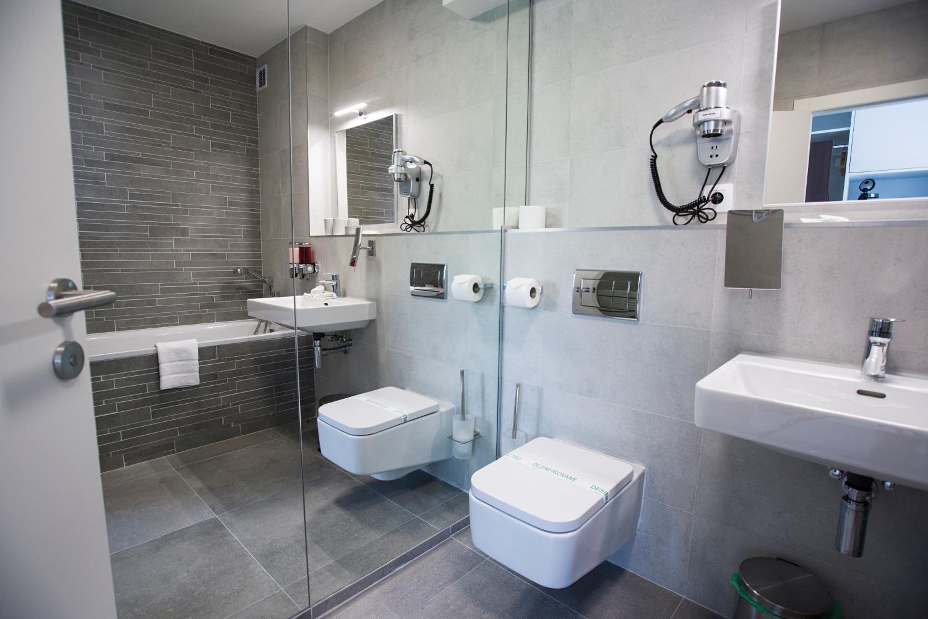 Business Double Room with Gym Access photo 3