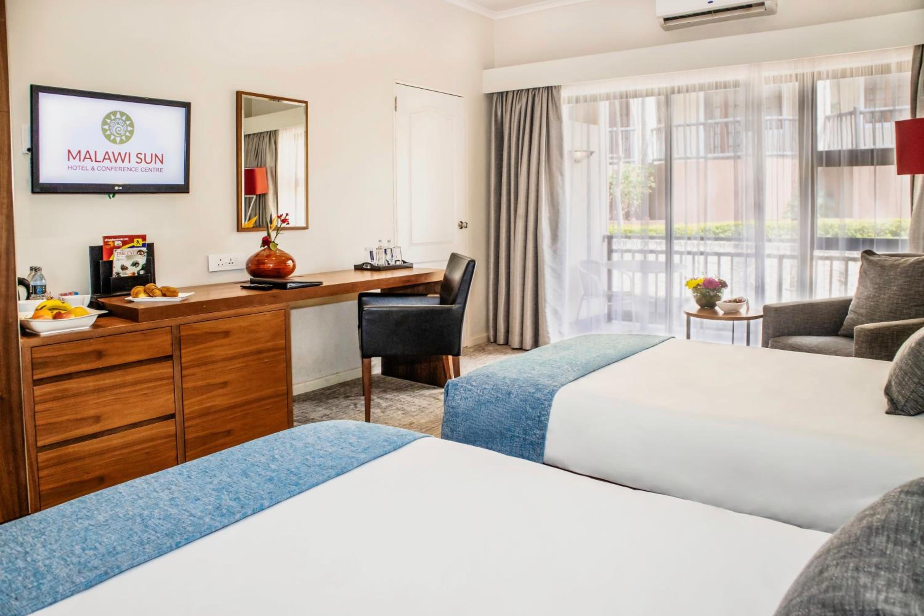 Standard Twin Room photo 3