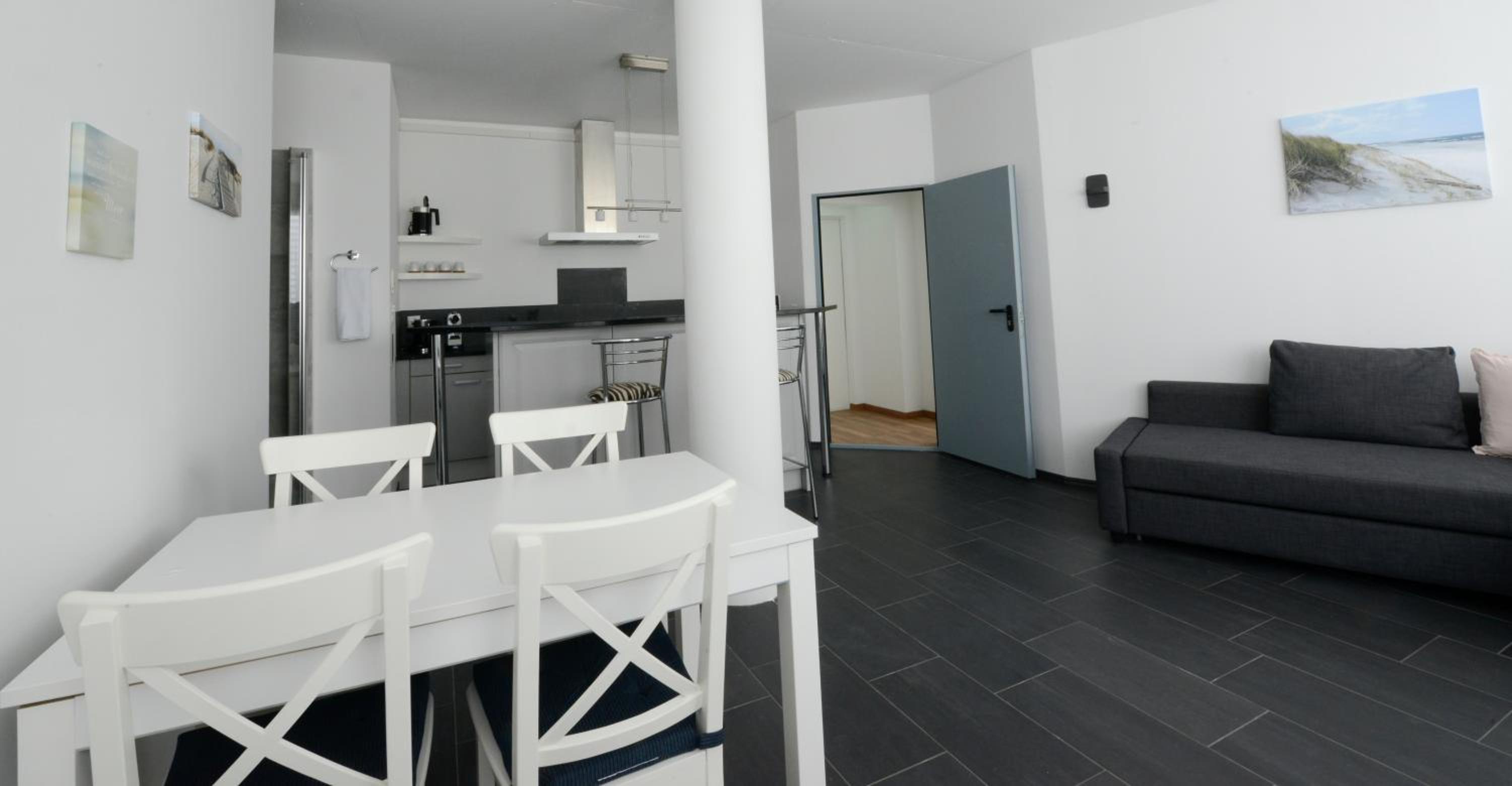 Double Room 1st Floor with Shared WC and Private Shower and Kitchen photo 3