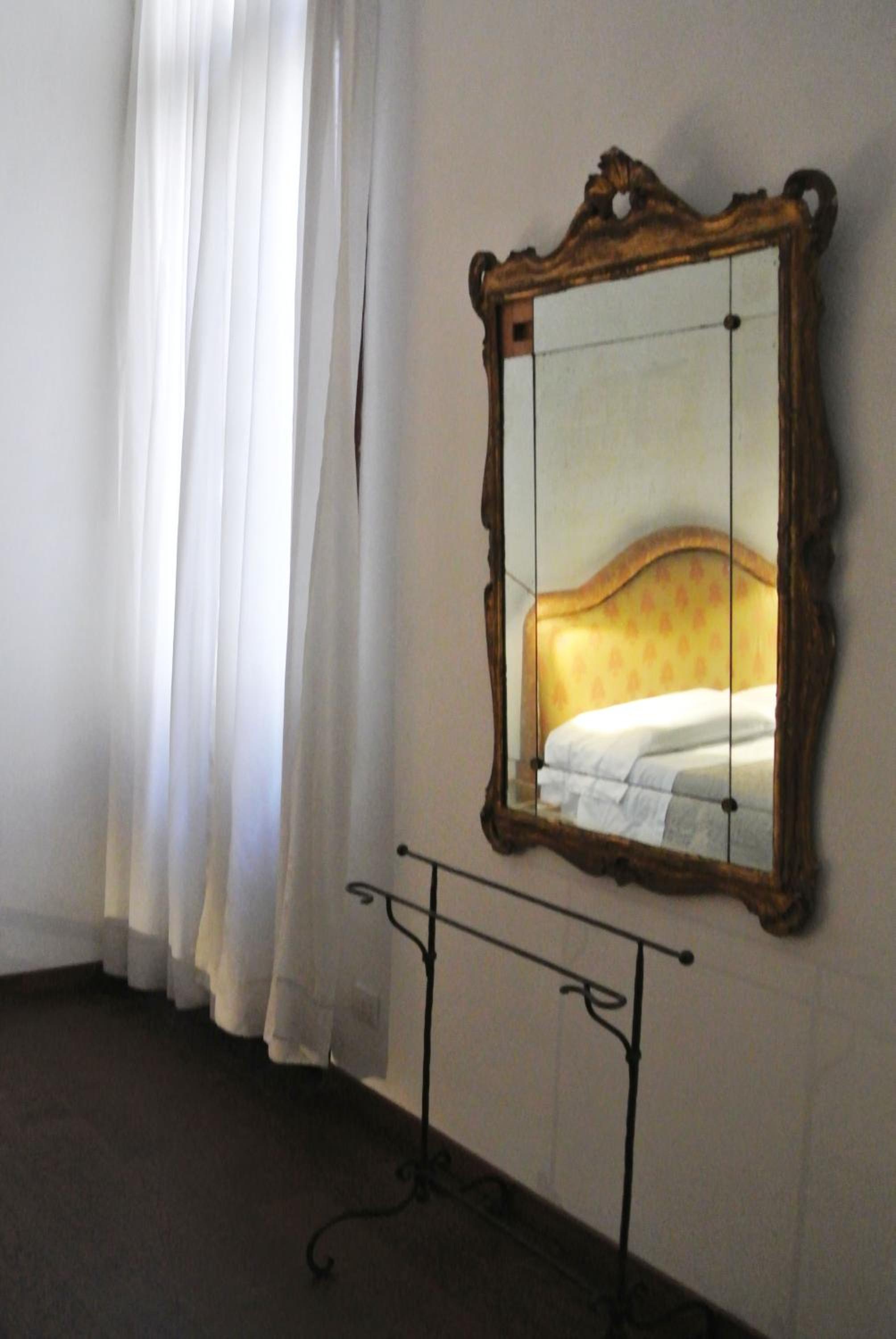 Three-Bedroom Apartment photo 2
