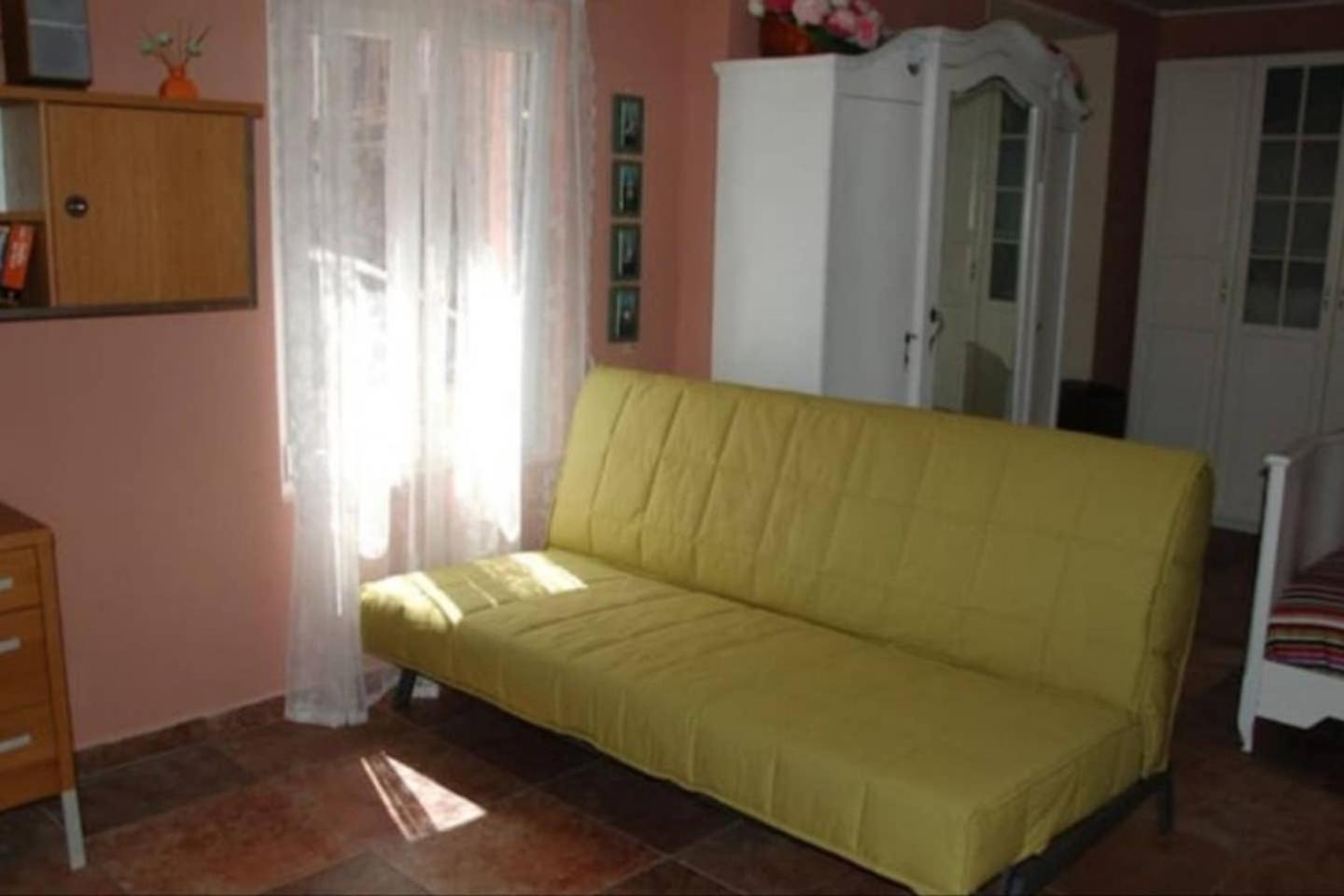 One-Bedroom Apartment with Garden View photo 1