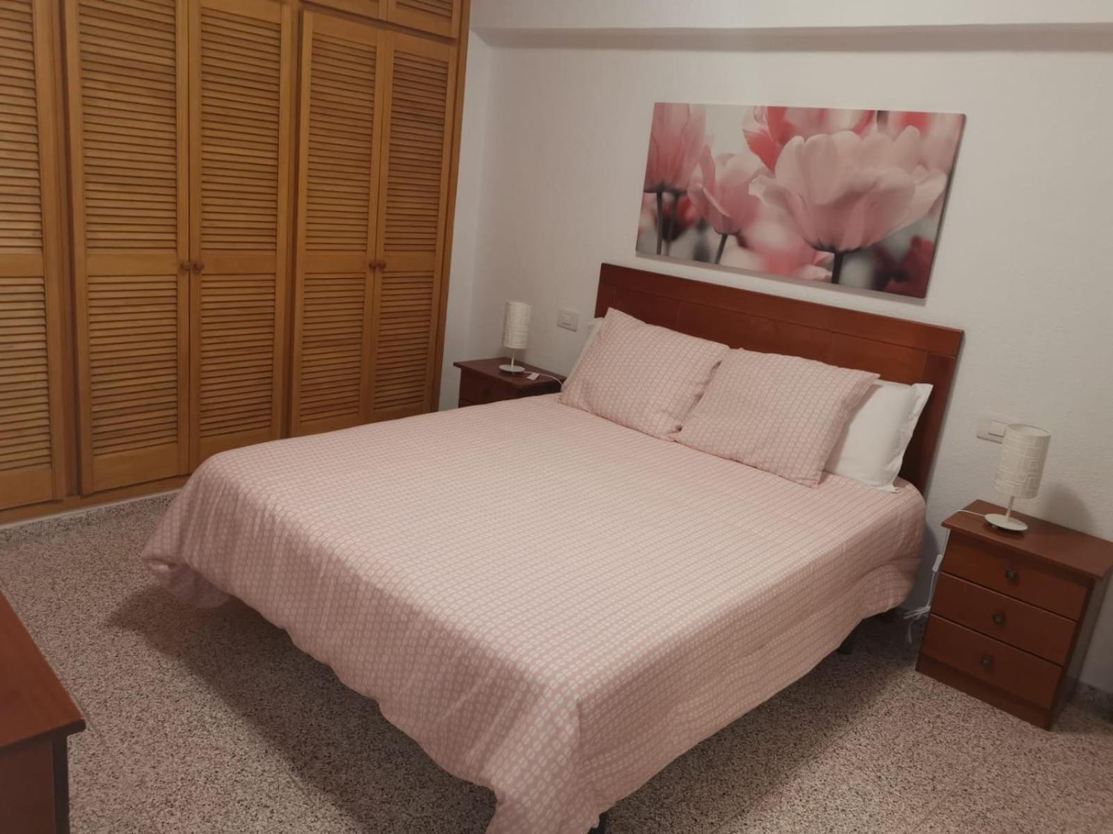 One-Bedroom Apartment - Photo 1