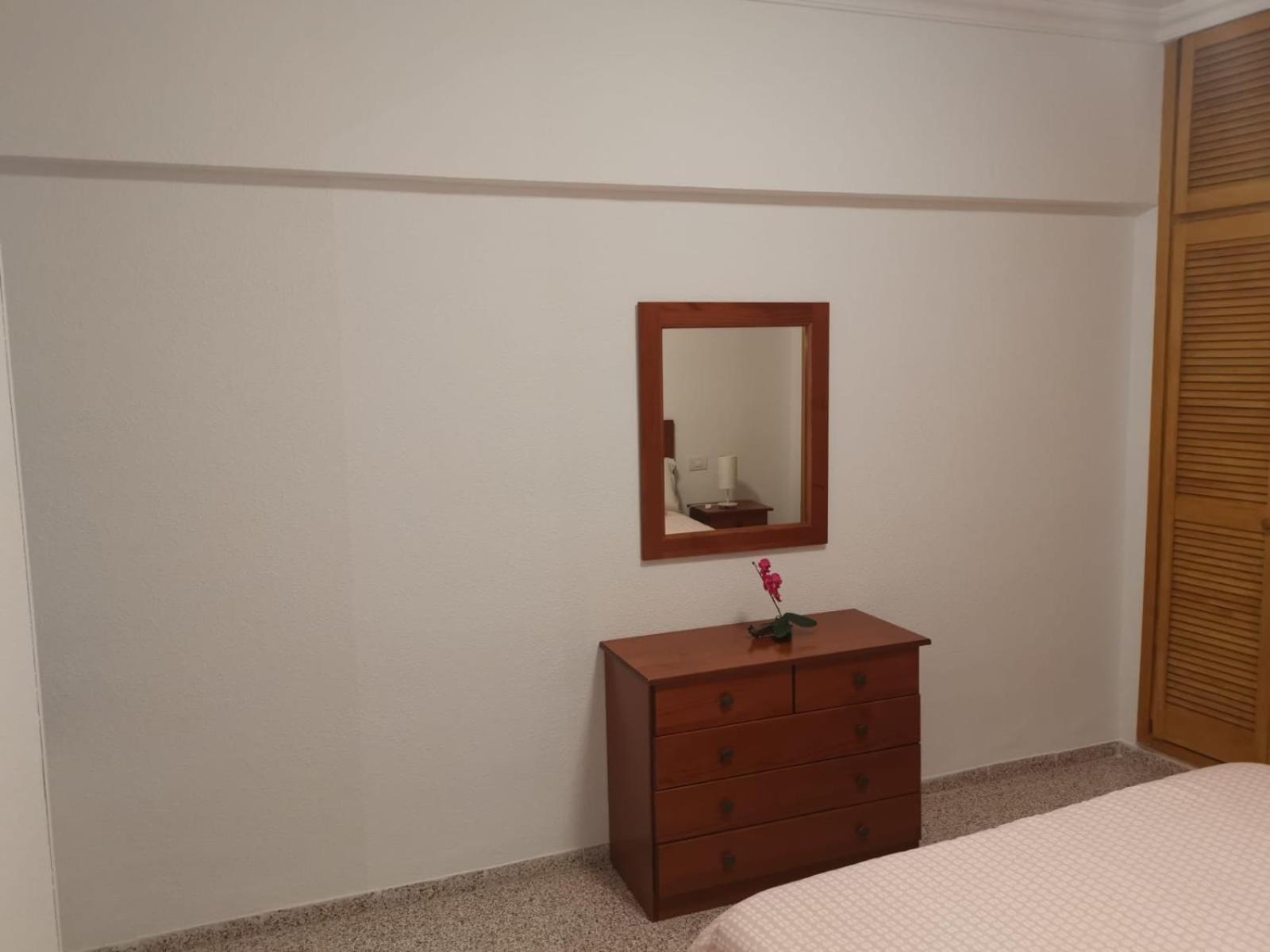 One-Bedroom Apartment - Photo 9