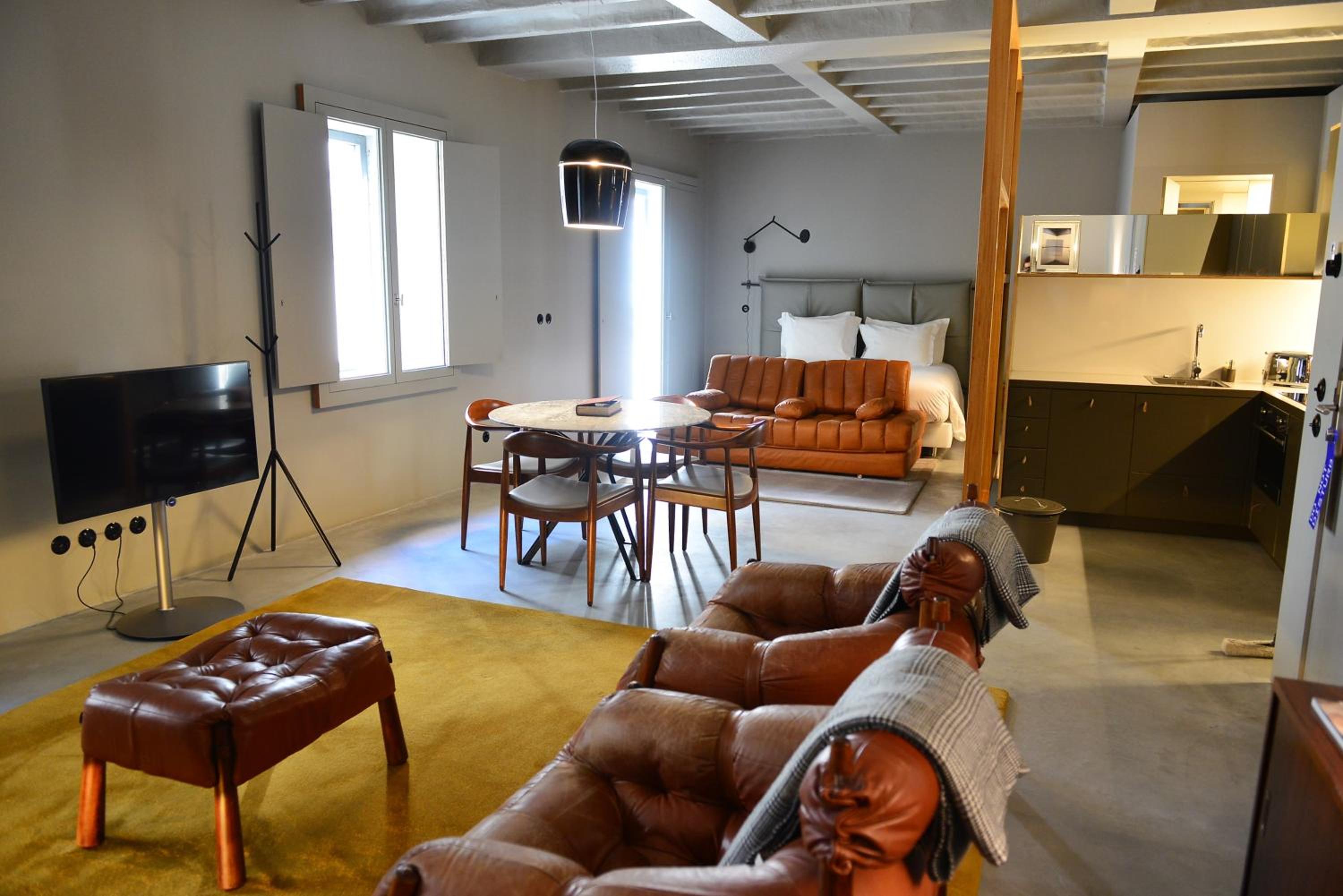 Superior Loft