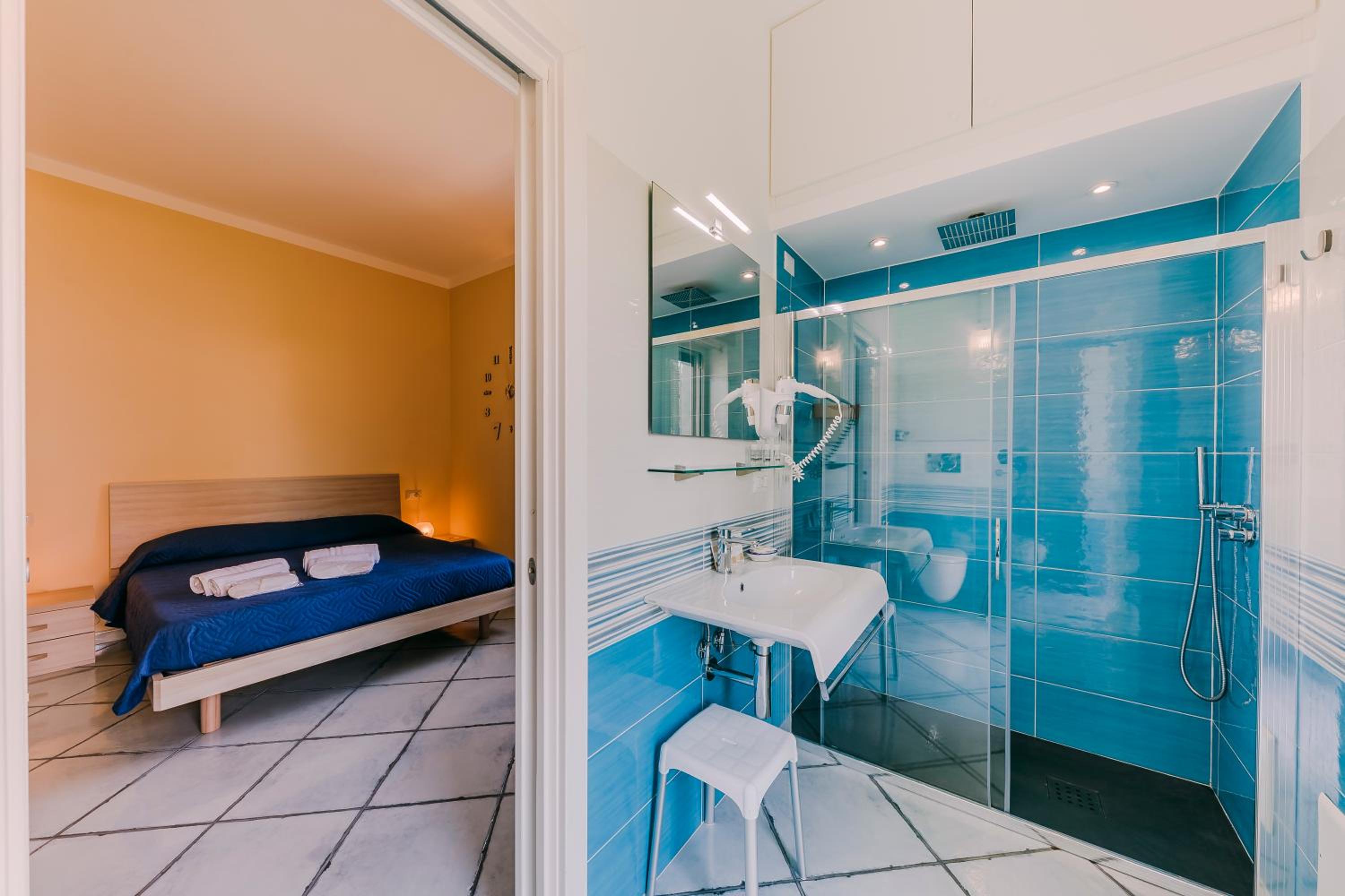Double Room photo 2