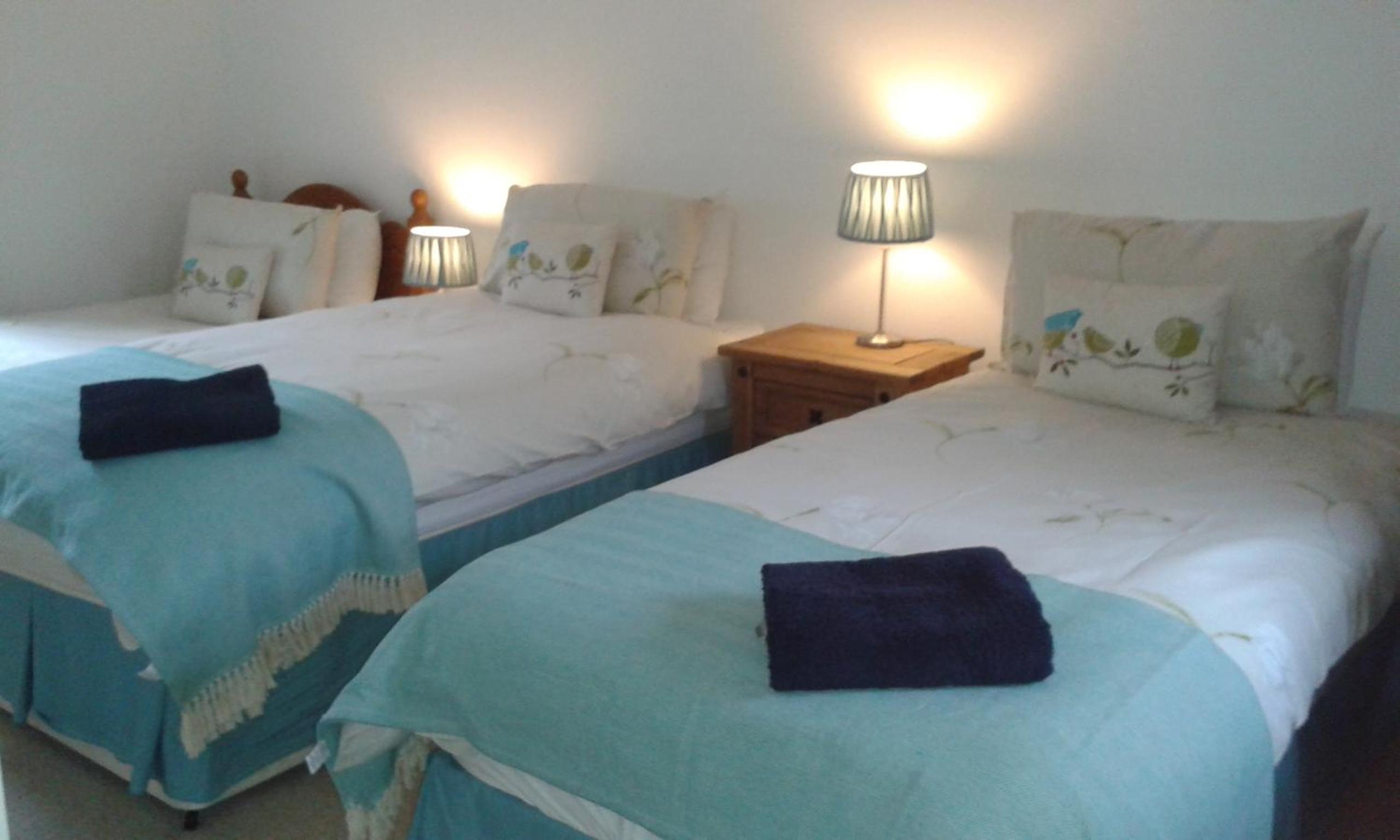 Comfort Triple Room with Shower - Photo 8
