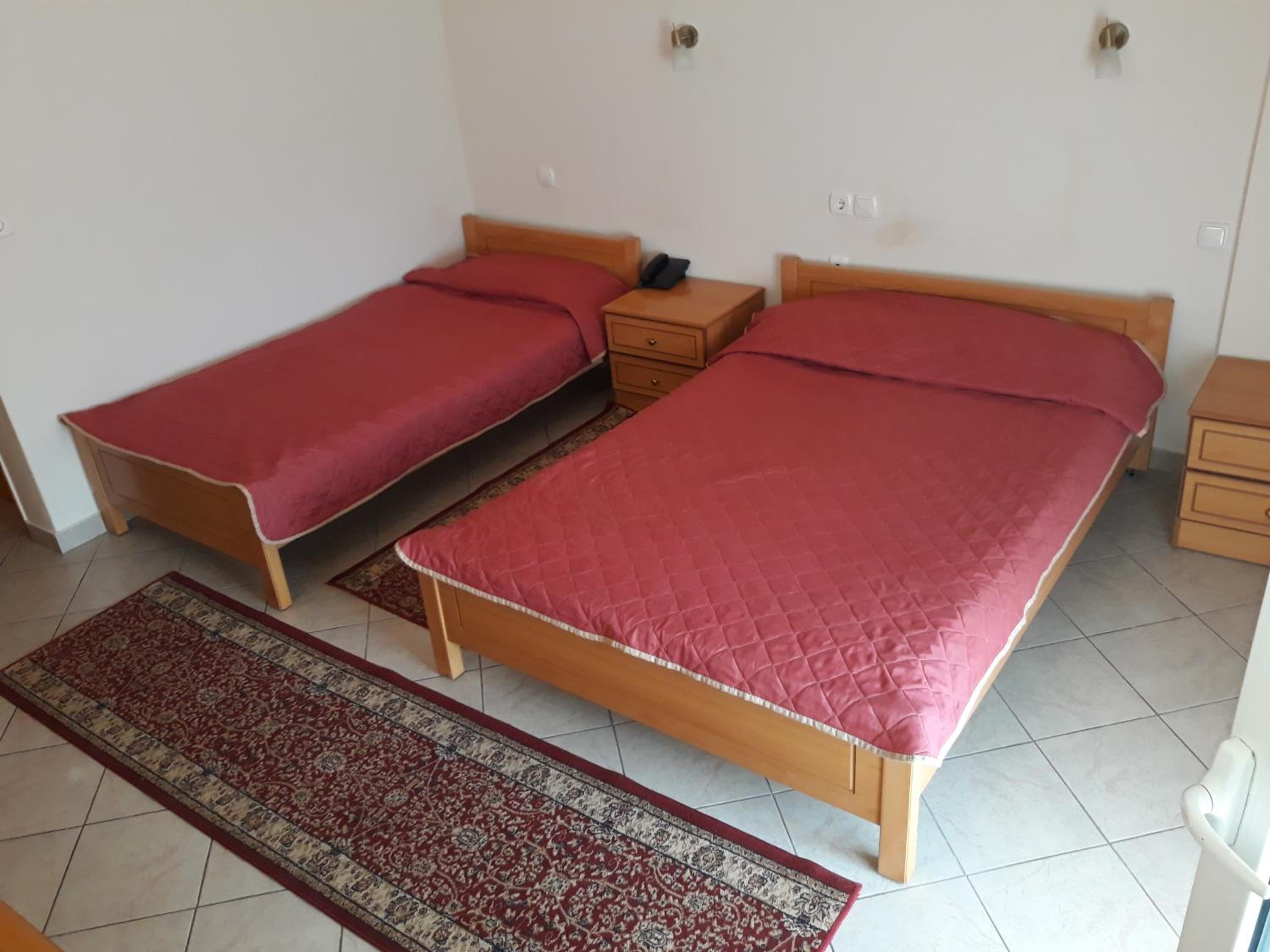 Double or Twin Room photo 3
