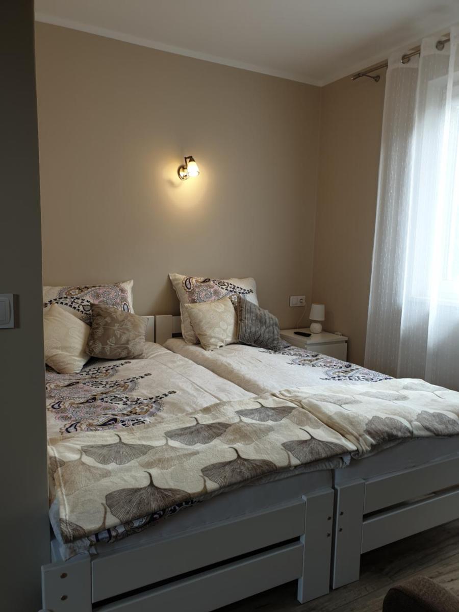 Double Room - Photo 5