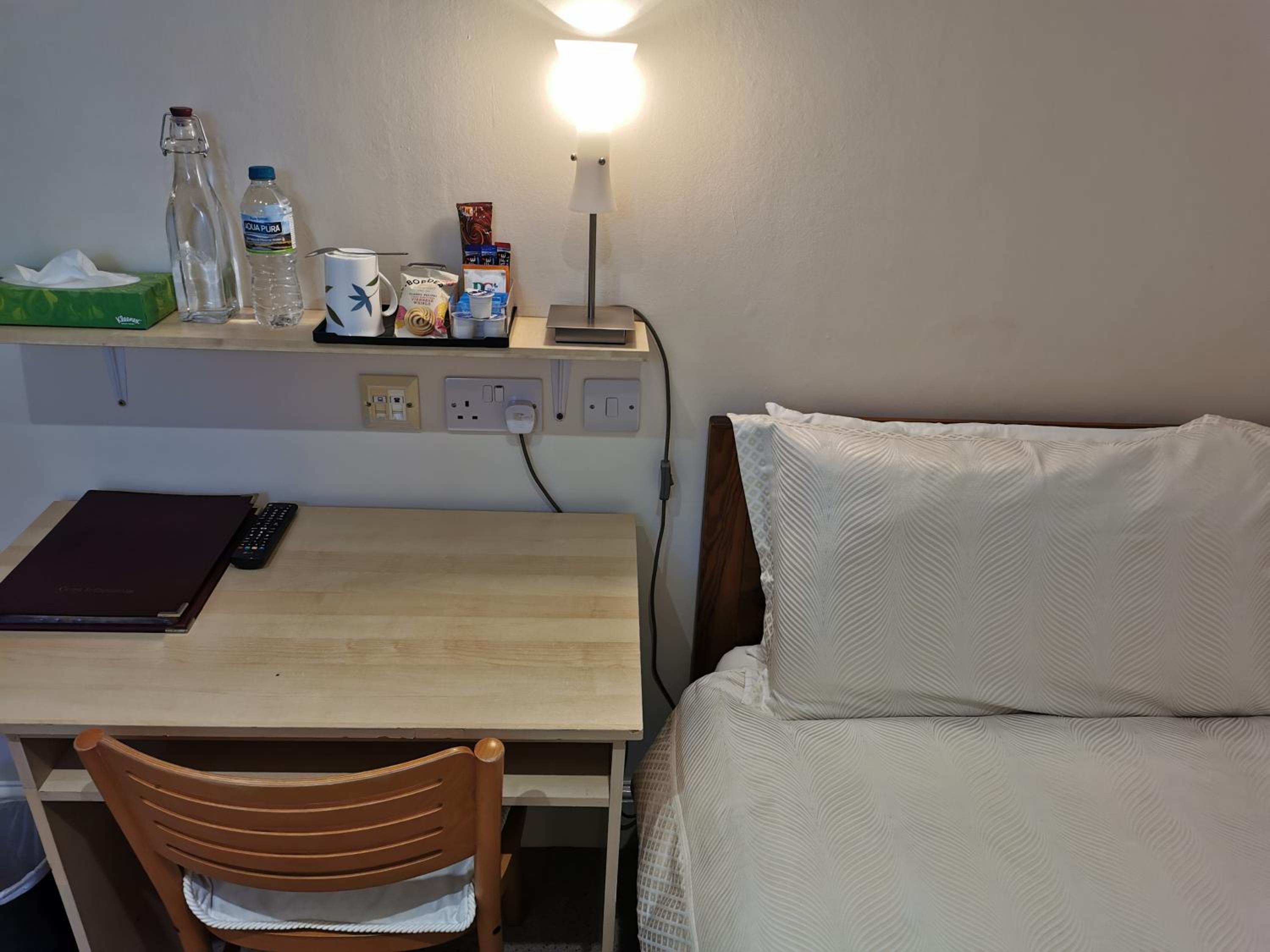 Single Room with Shower photo 2