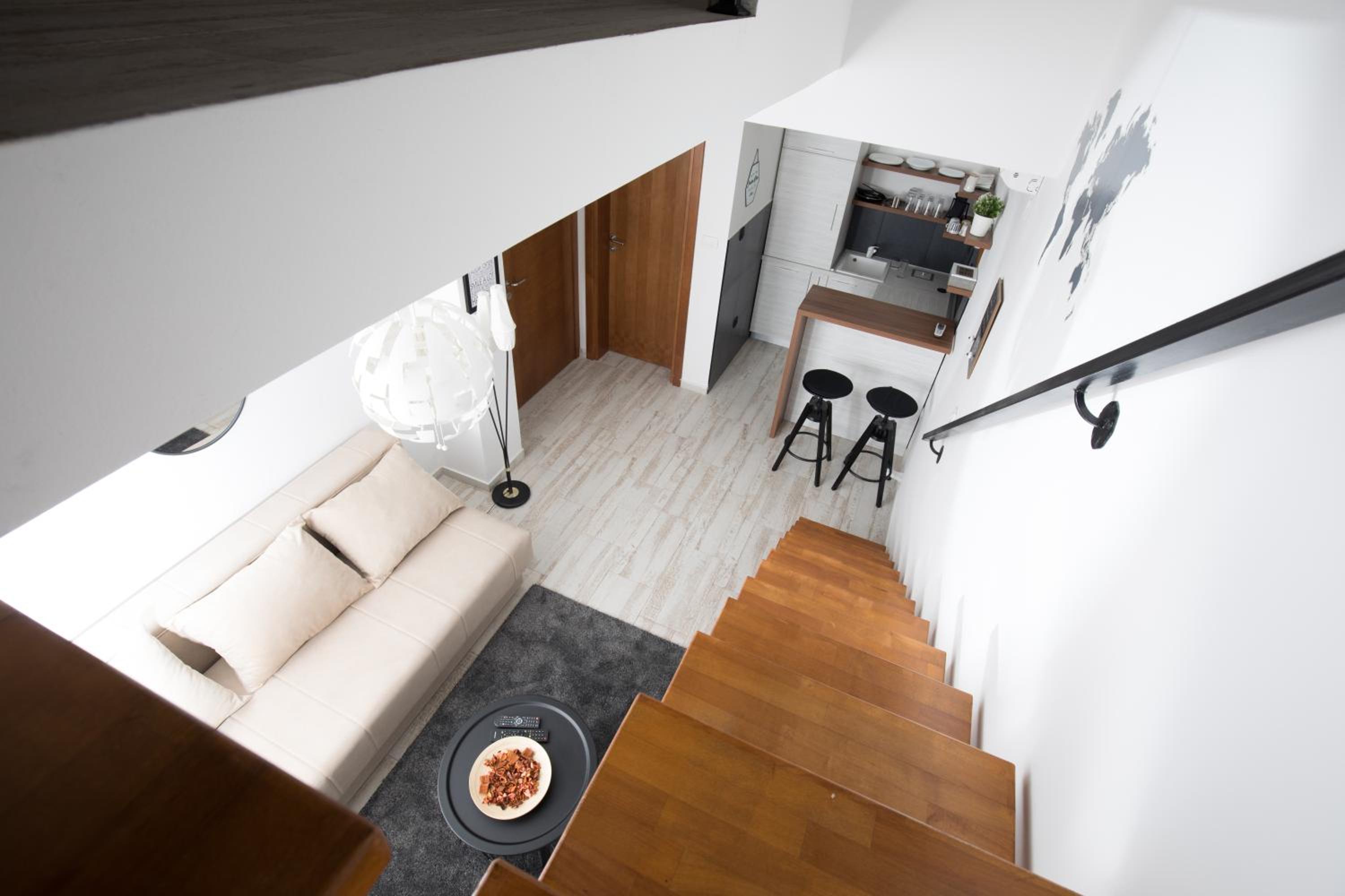 Apartment photo 3
