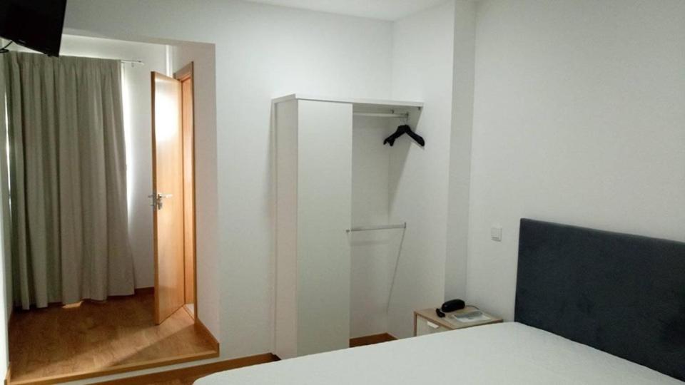 Standard Triple Room - Photo 2