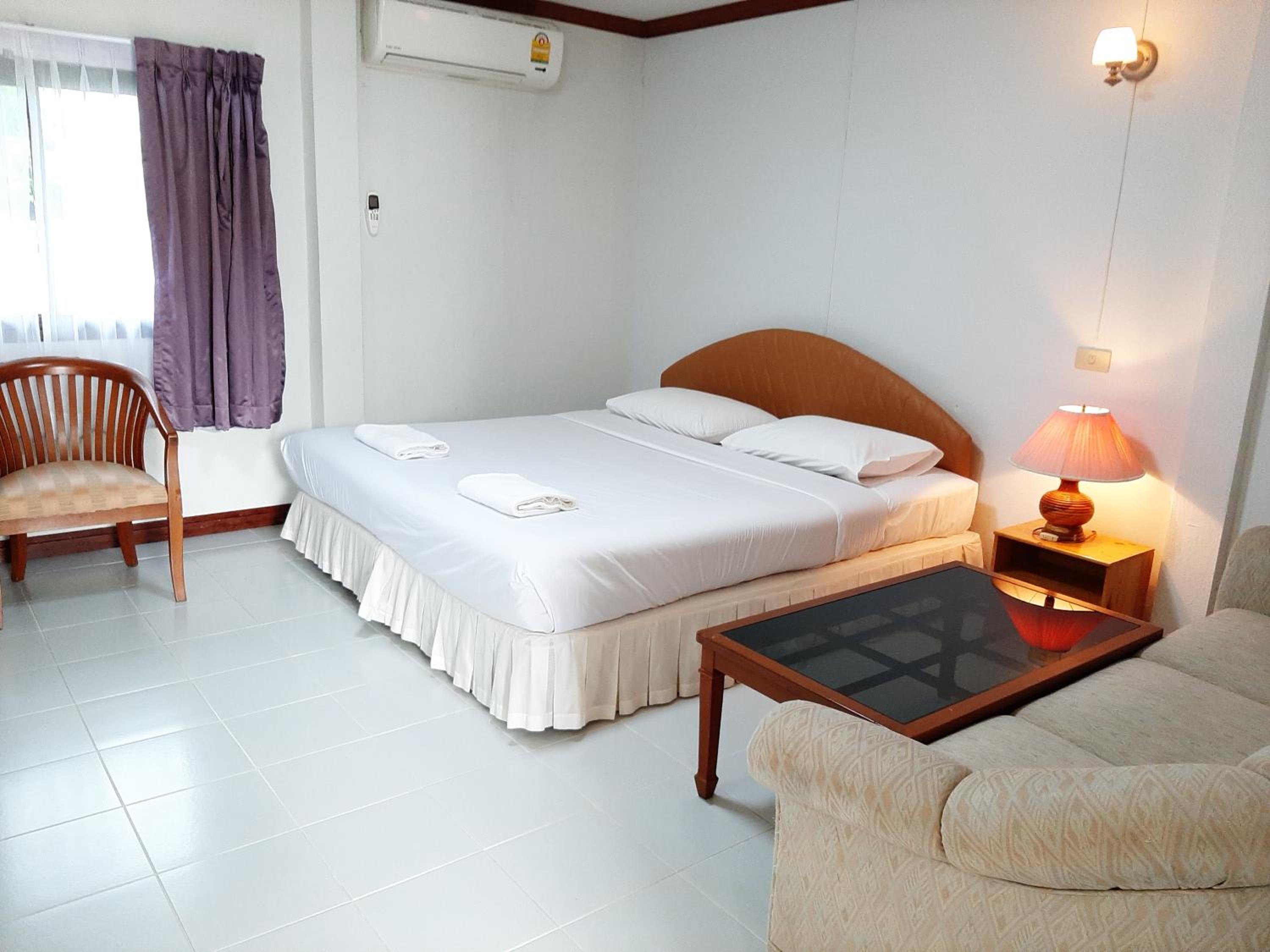 Large Single Room photo 3