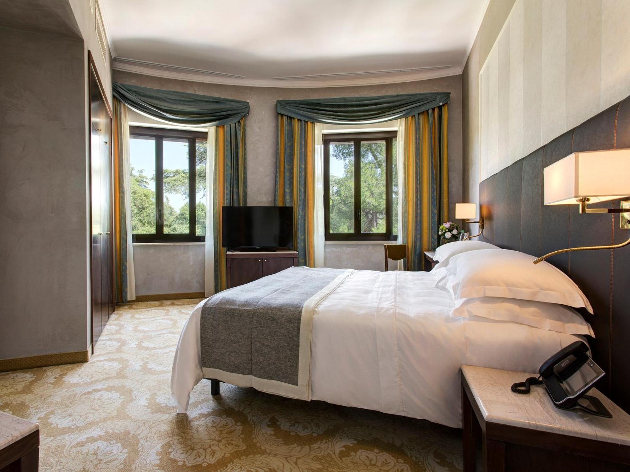 Superior Double or Twin Room - Photo 1