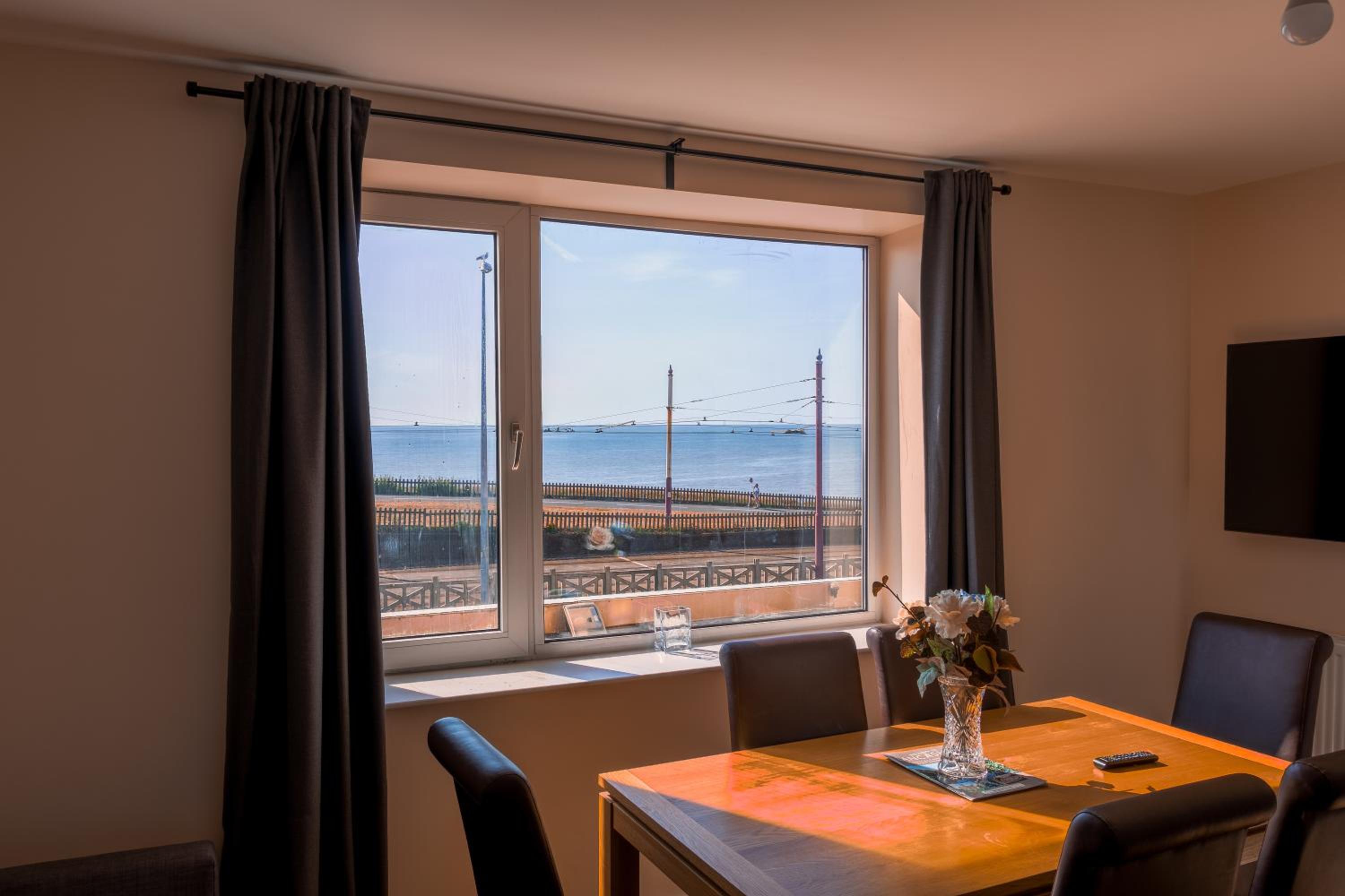Apartment with Sea View - #5