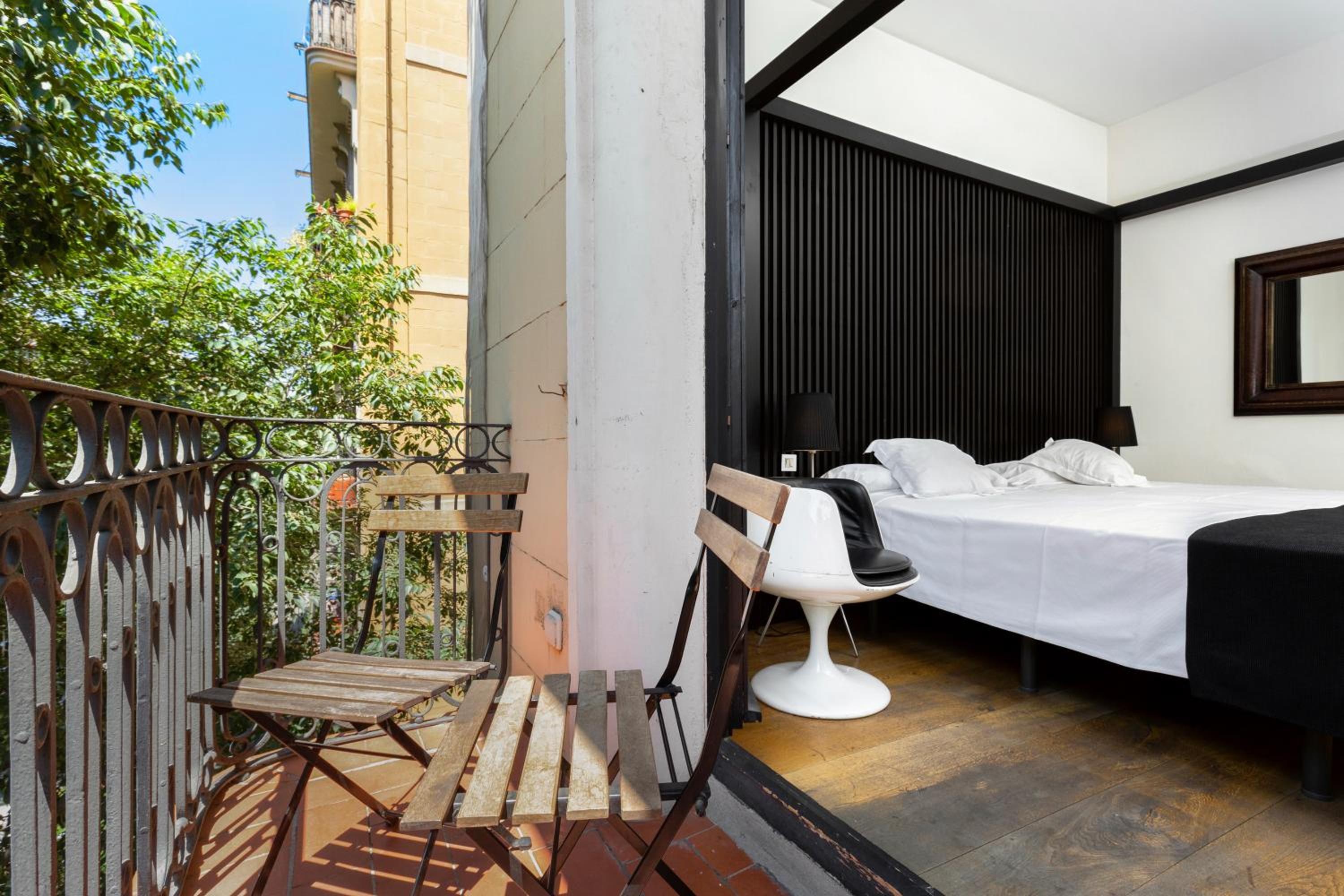 Double or Twin Room with Balcony photo 2