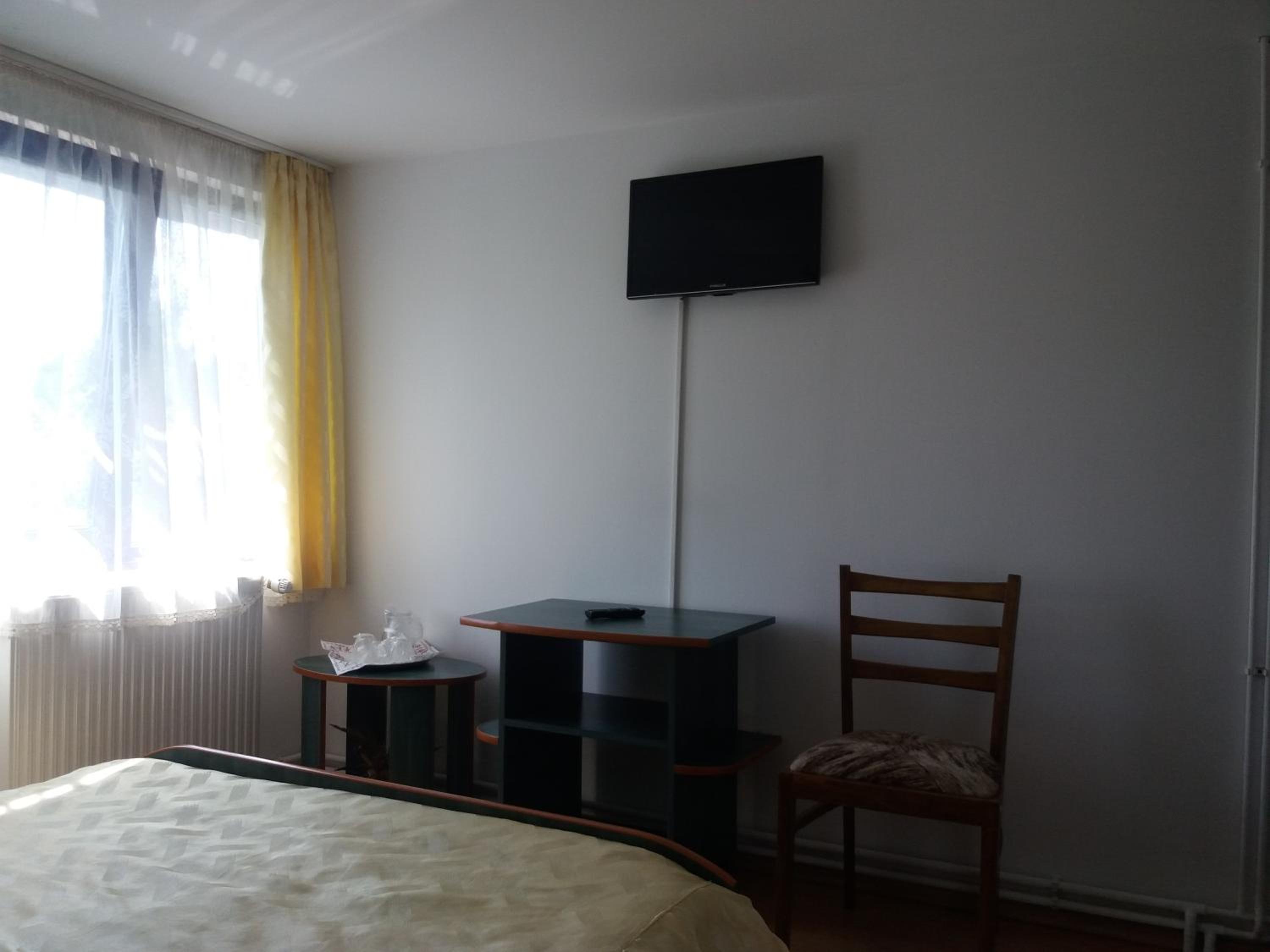 Double Room with Private Bathroom photo 2