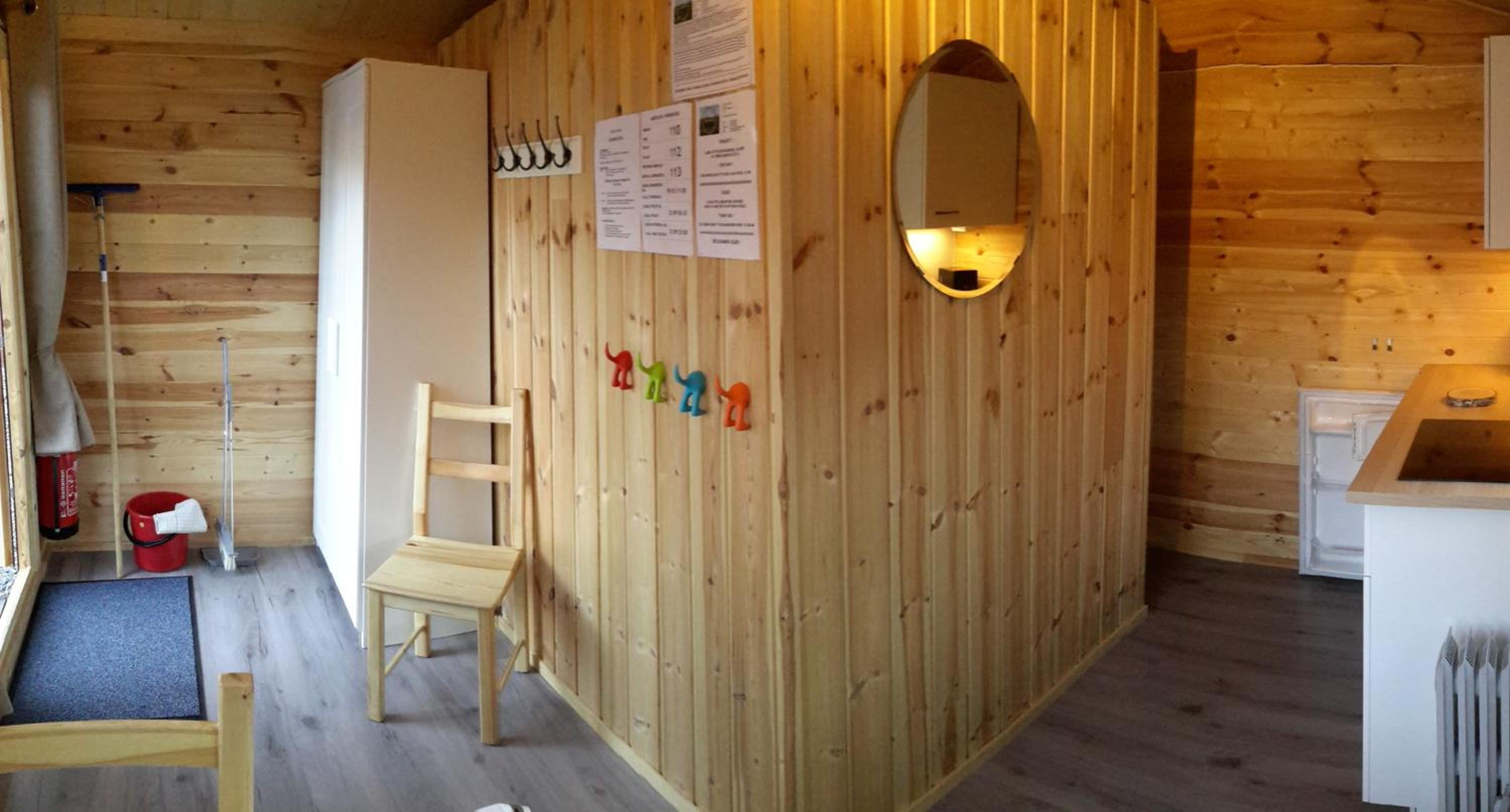 Cottage - Photo 2