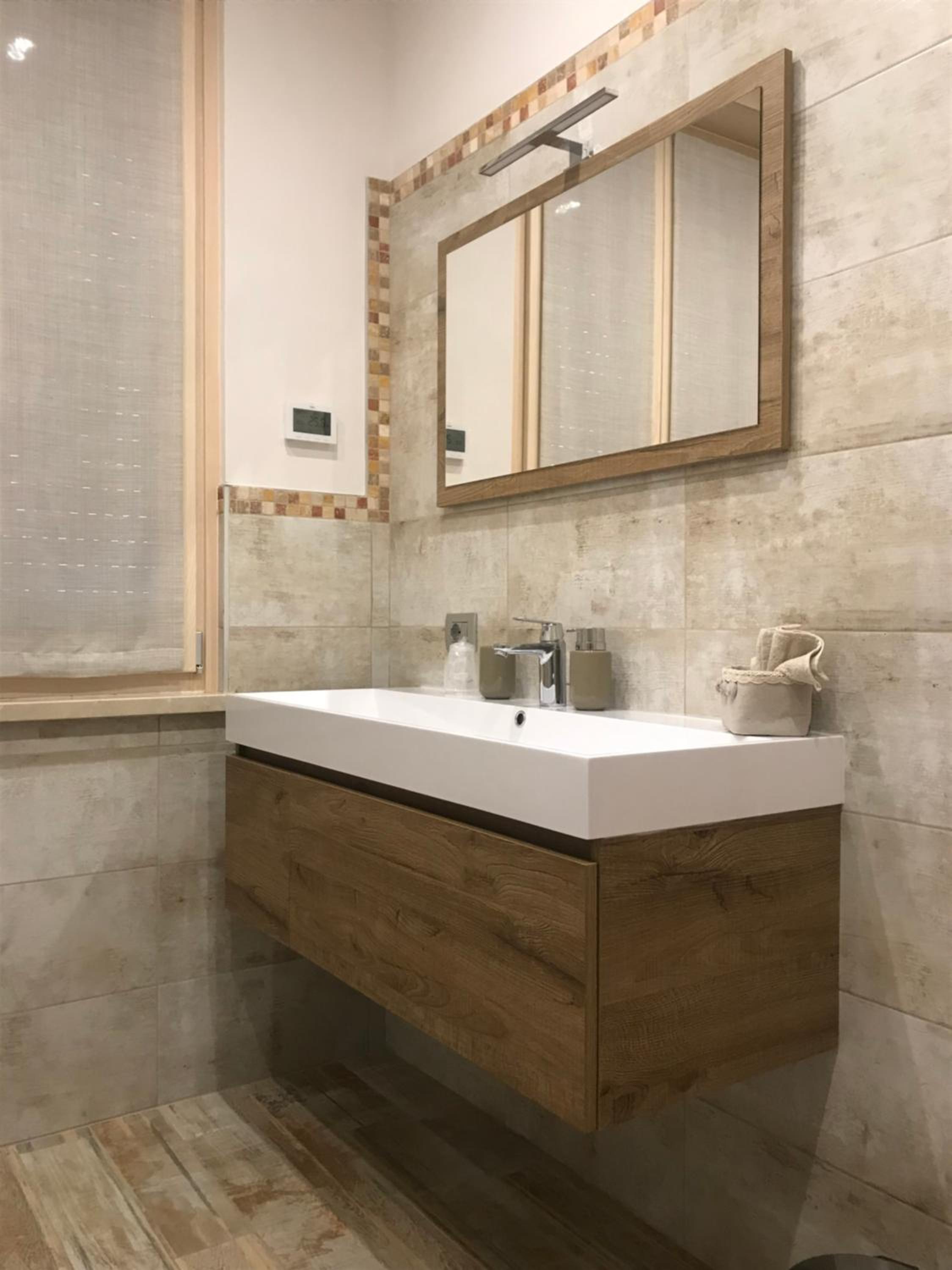 Double Room - Photo 15