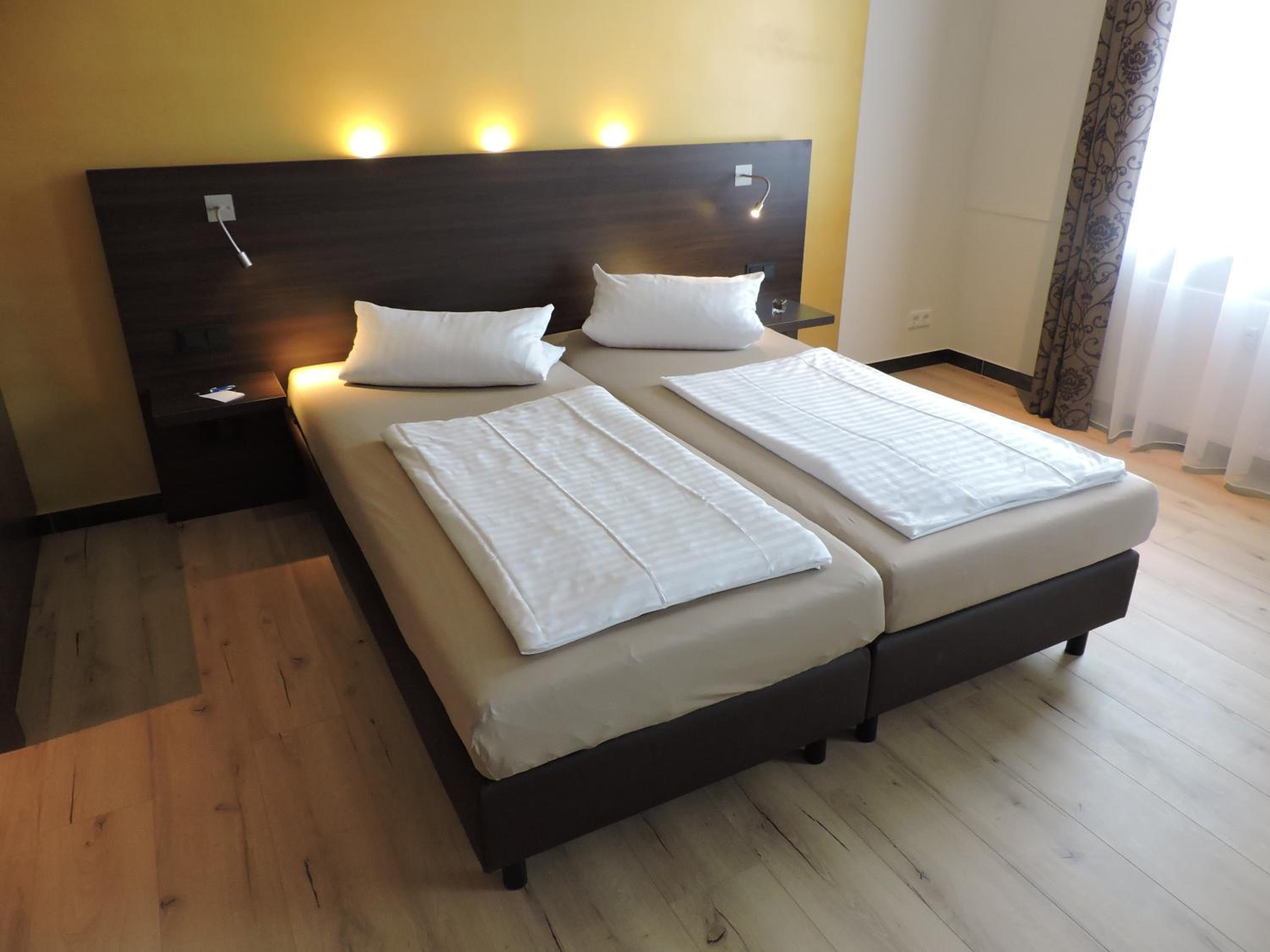 Deluxe Double Room - Photo 1