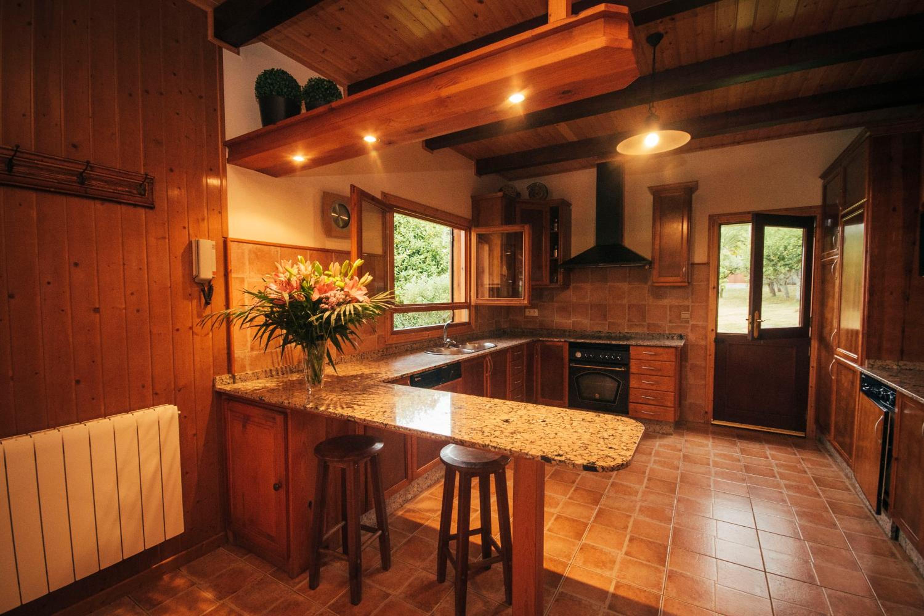 Three-Bedroom House photo 3
