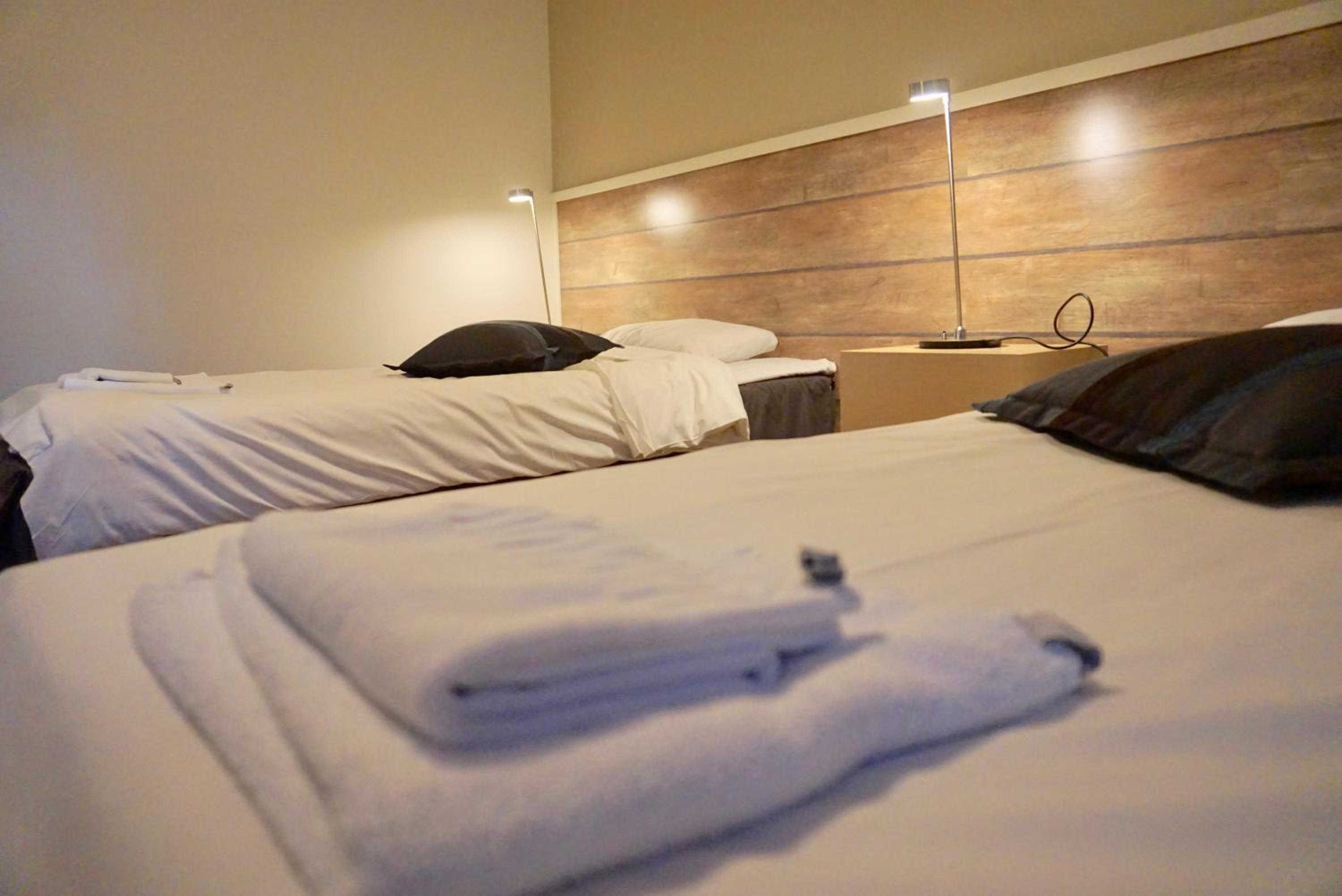 Economy Twin Room - Photo 14