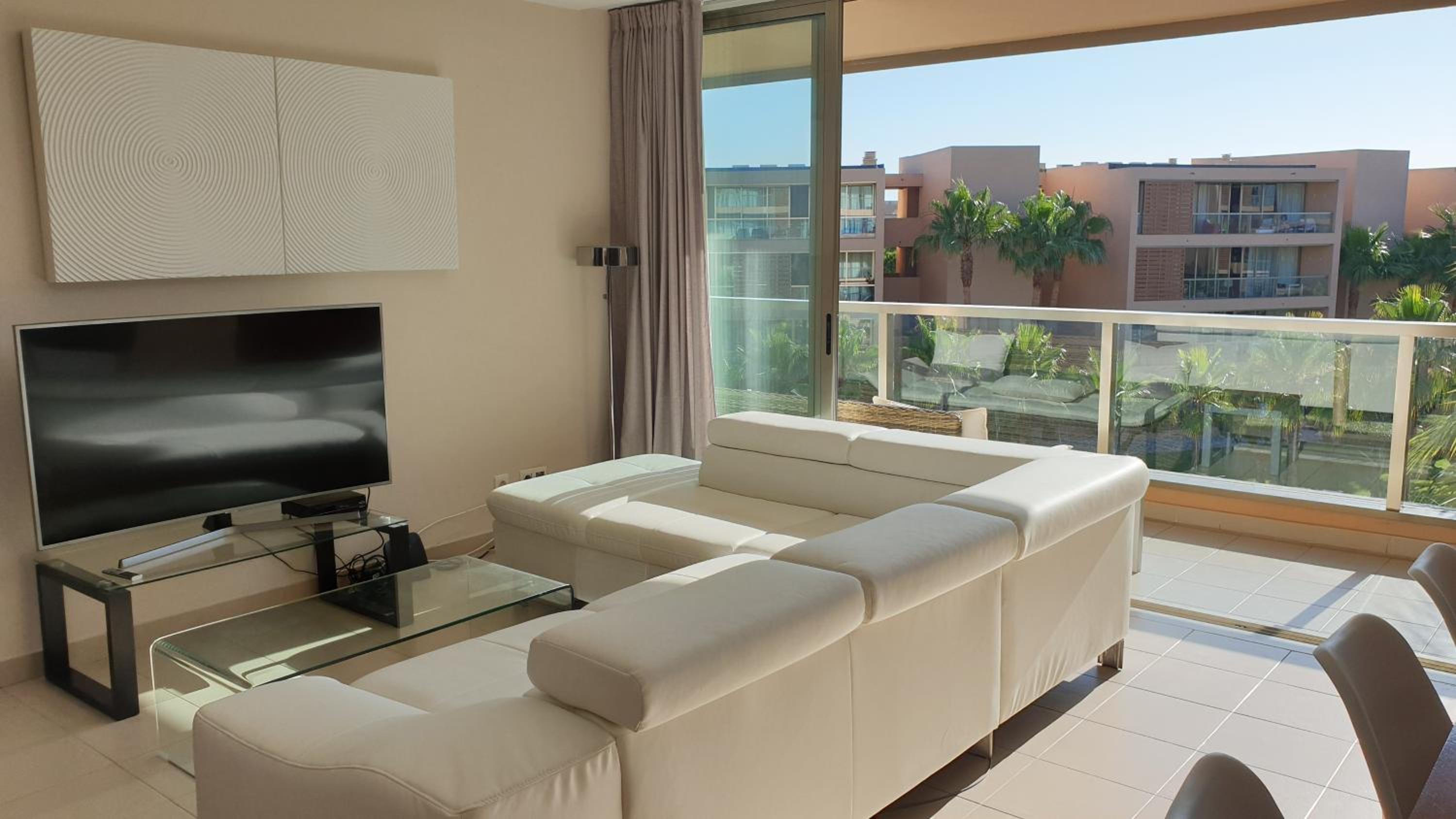 Deluxe Apartment