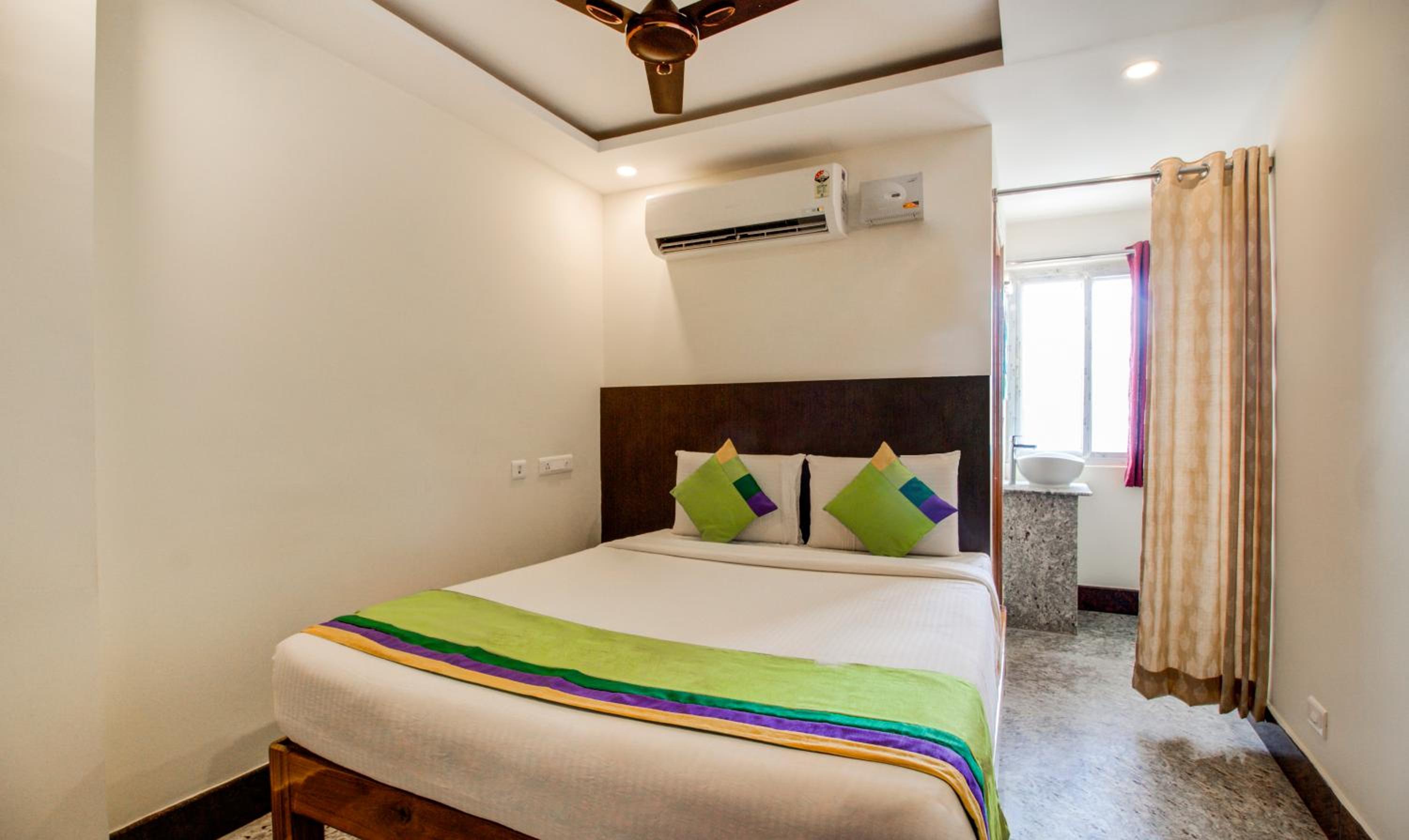 Standard Room - Photo 12