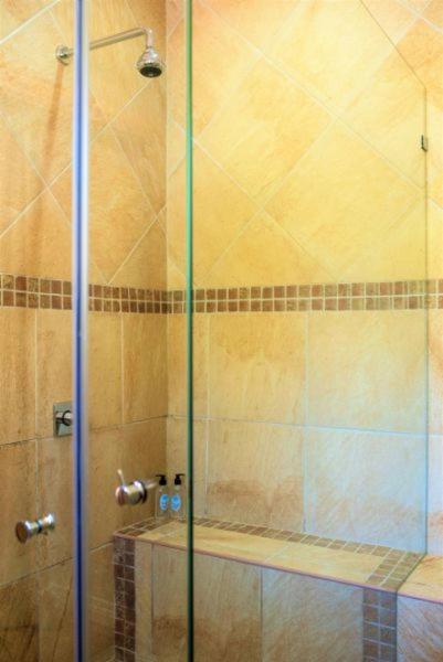 Double Room - Disability Access photo 2