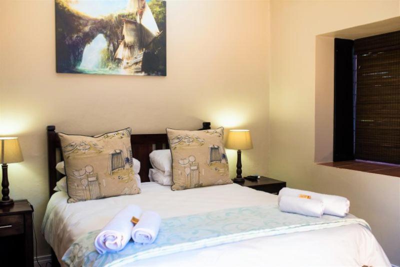 Double Room with Side Sea View photo 2