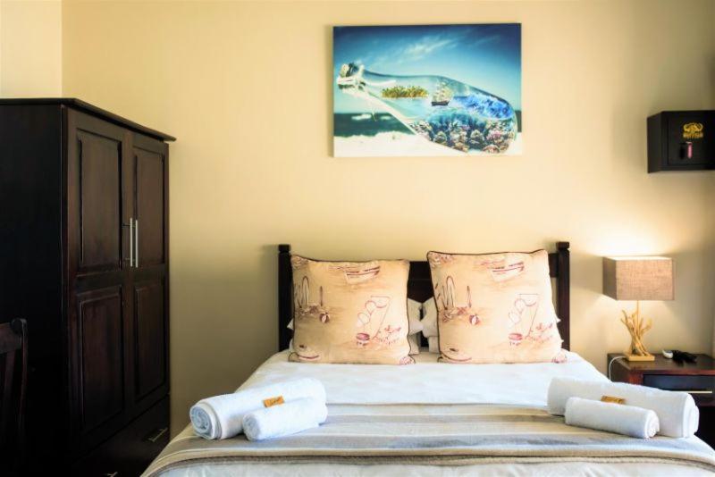 Double Room with Sea View photo 3