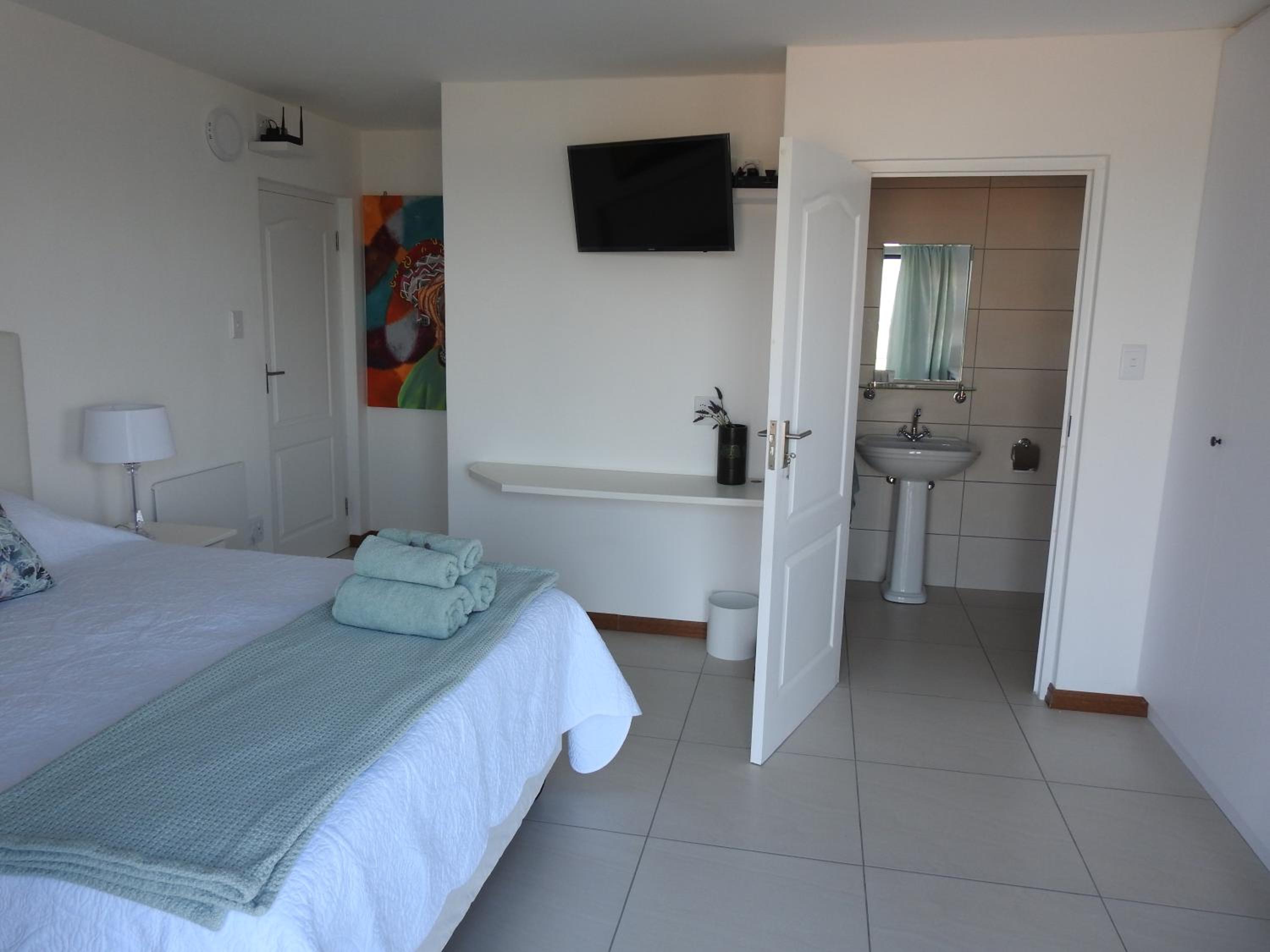 Deluxe Queen Room - Photo 2