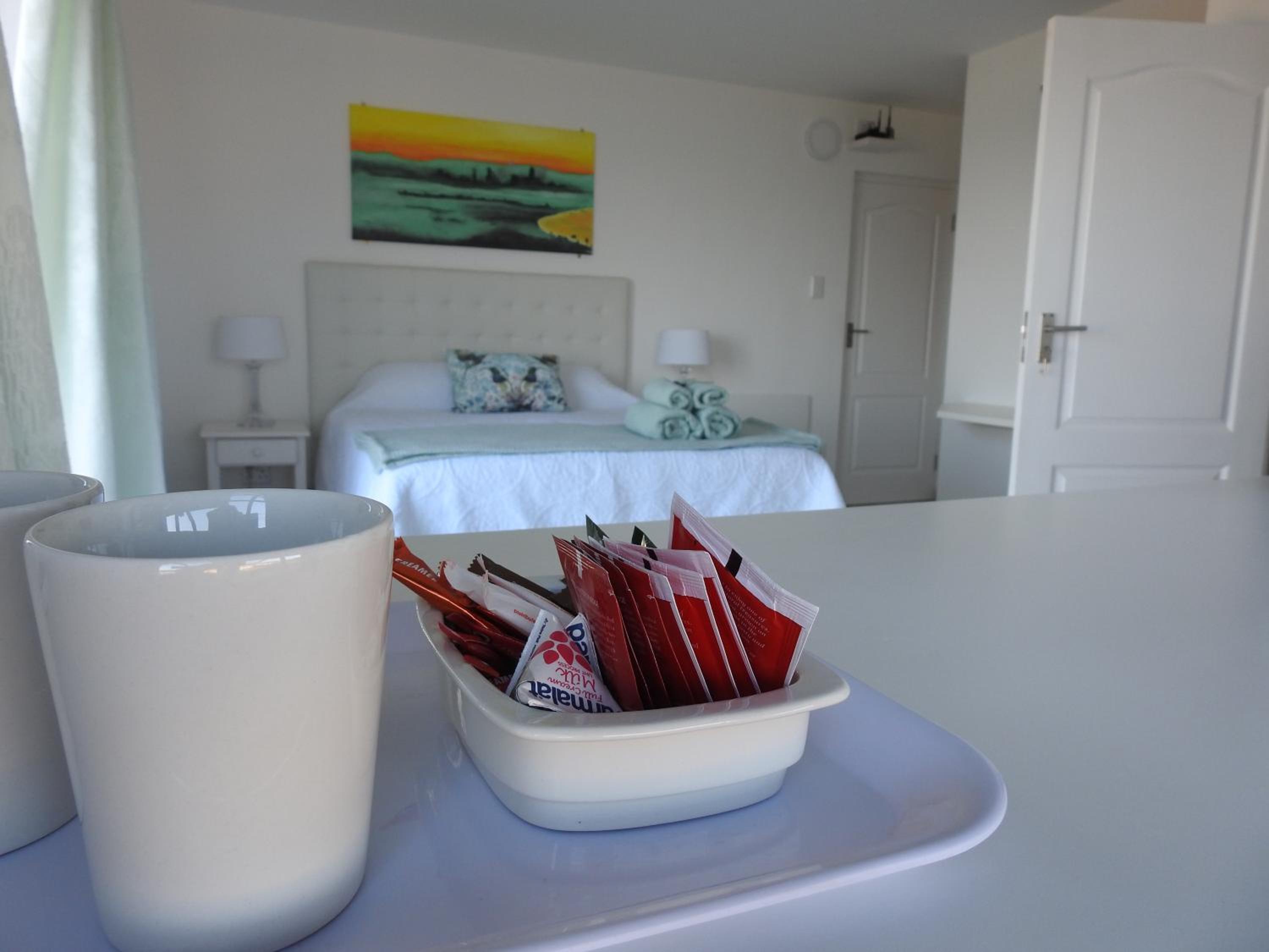 Deluxe Queen Room - Photo 6
