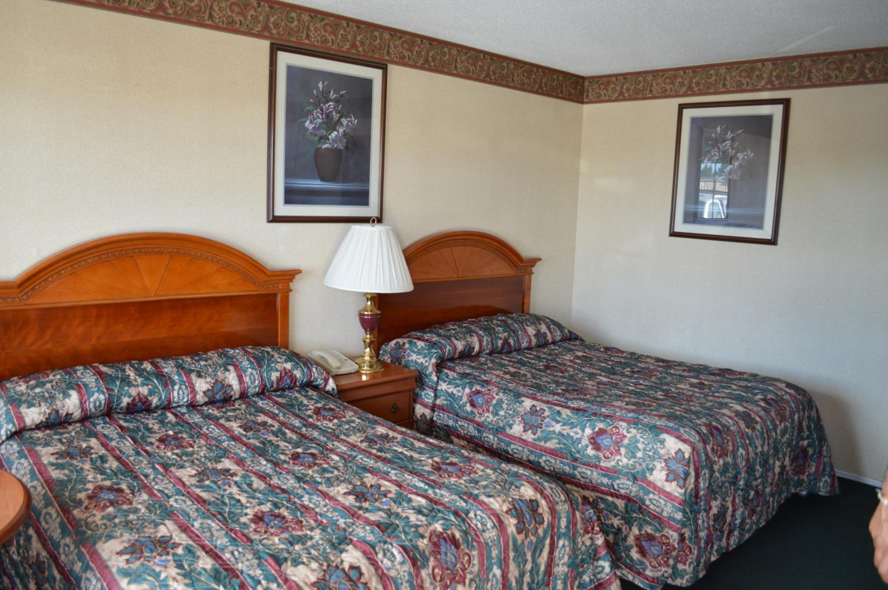 Double Room with Two Double Beds photo 2