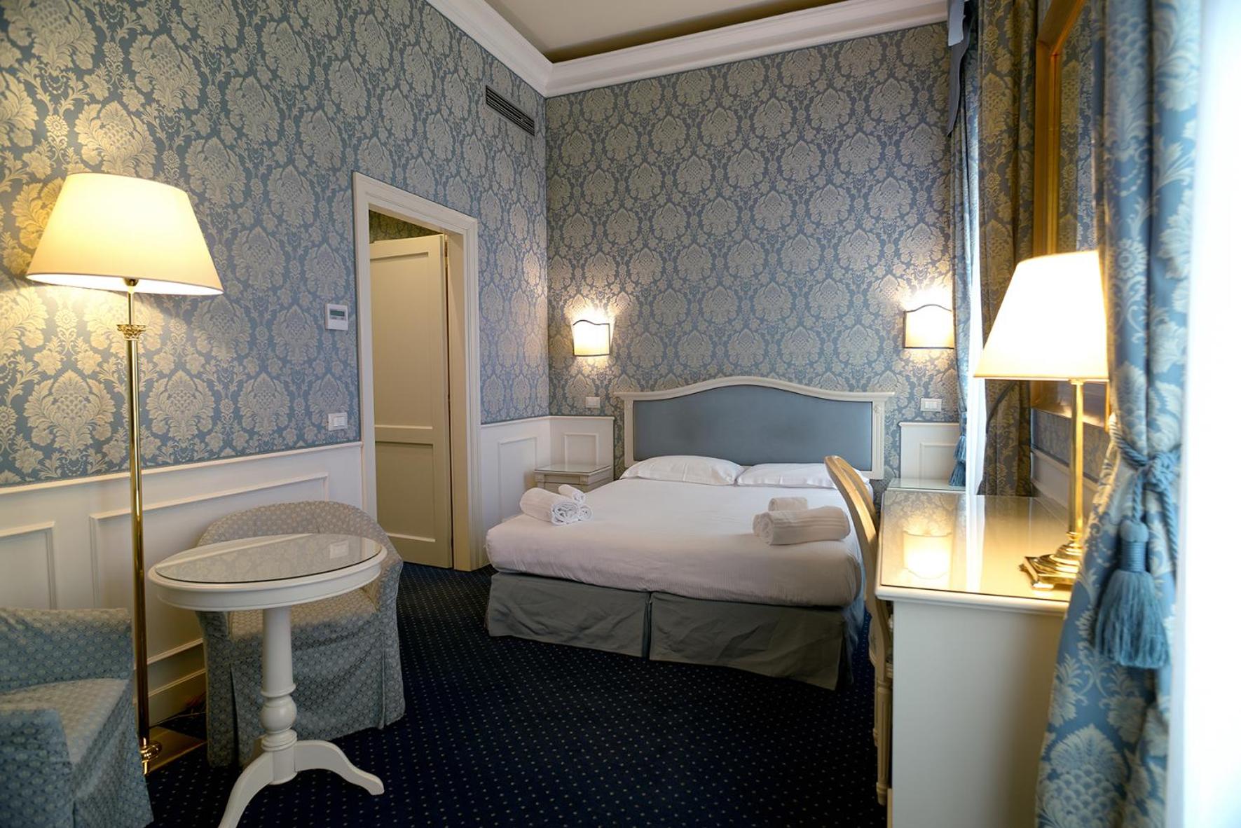 Suite with Canal View photo 1