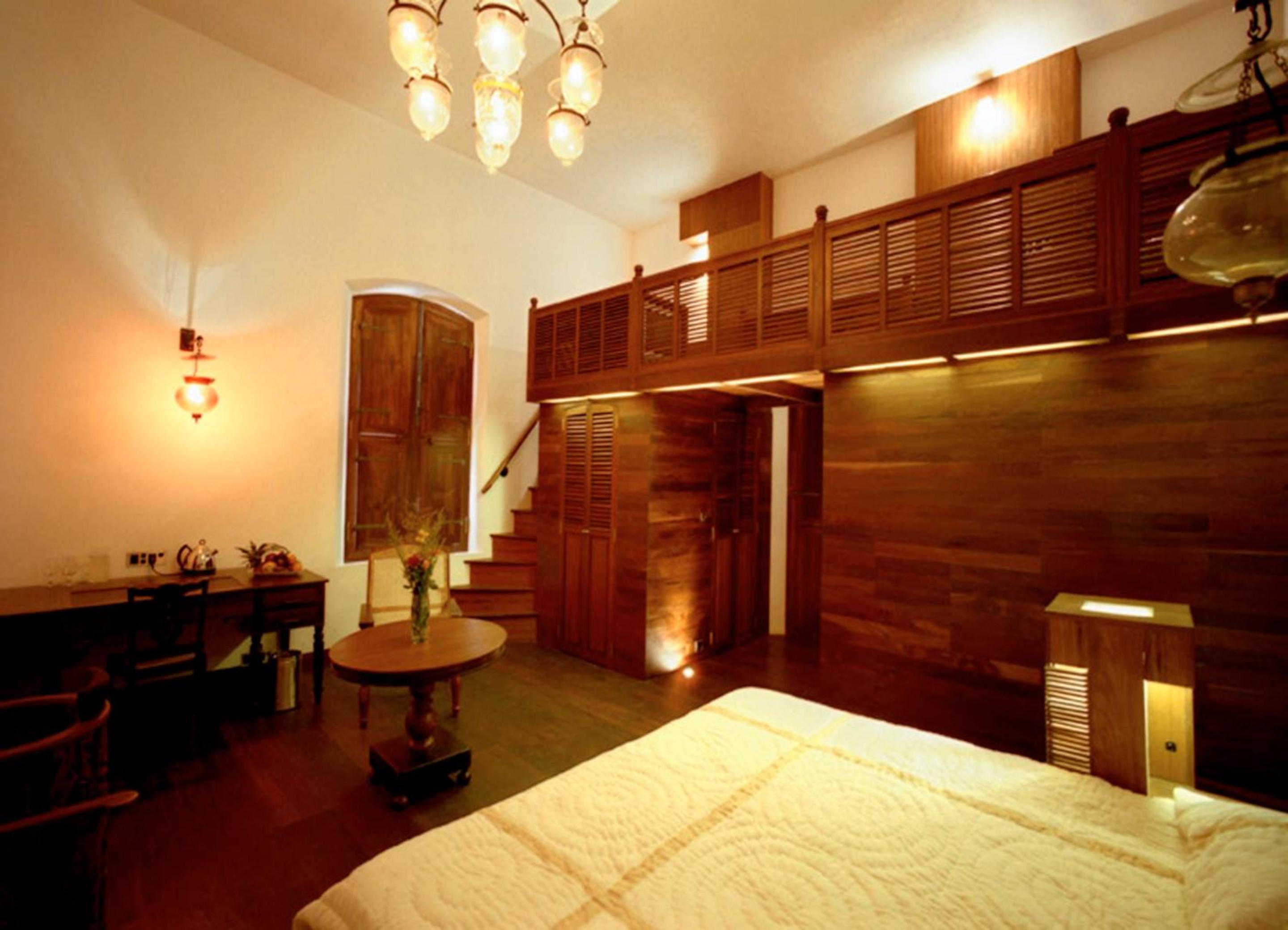 Suite with Balcony - Photo 6