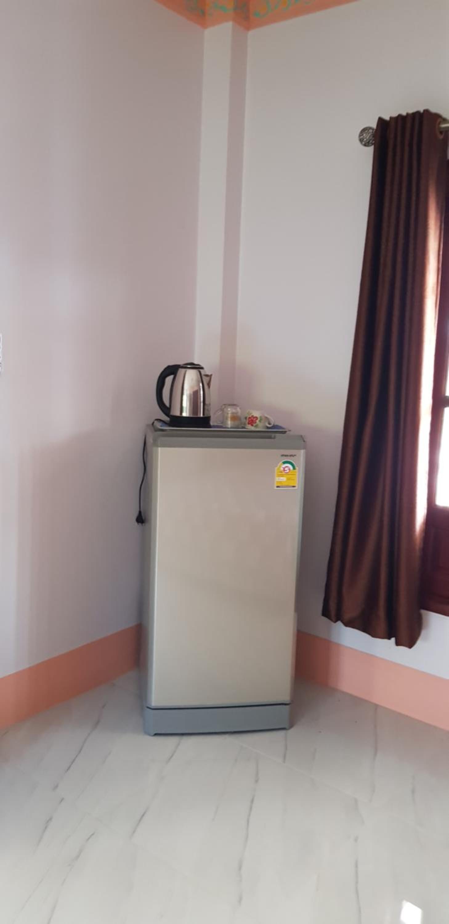 Double Room with Private Bathroom - Photo 10