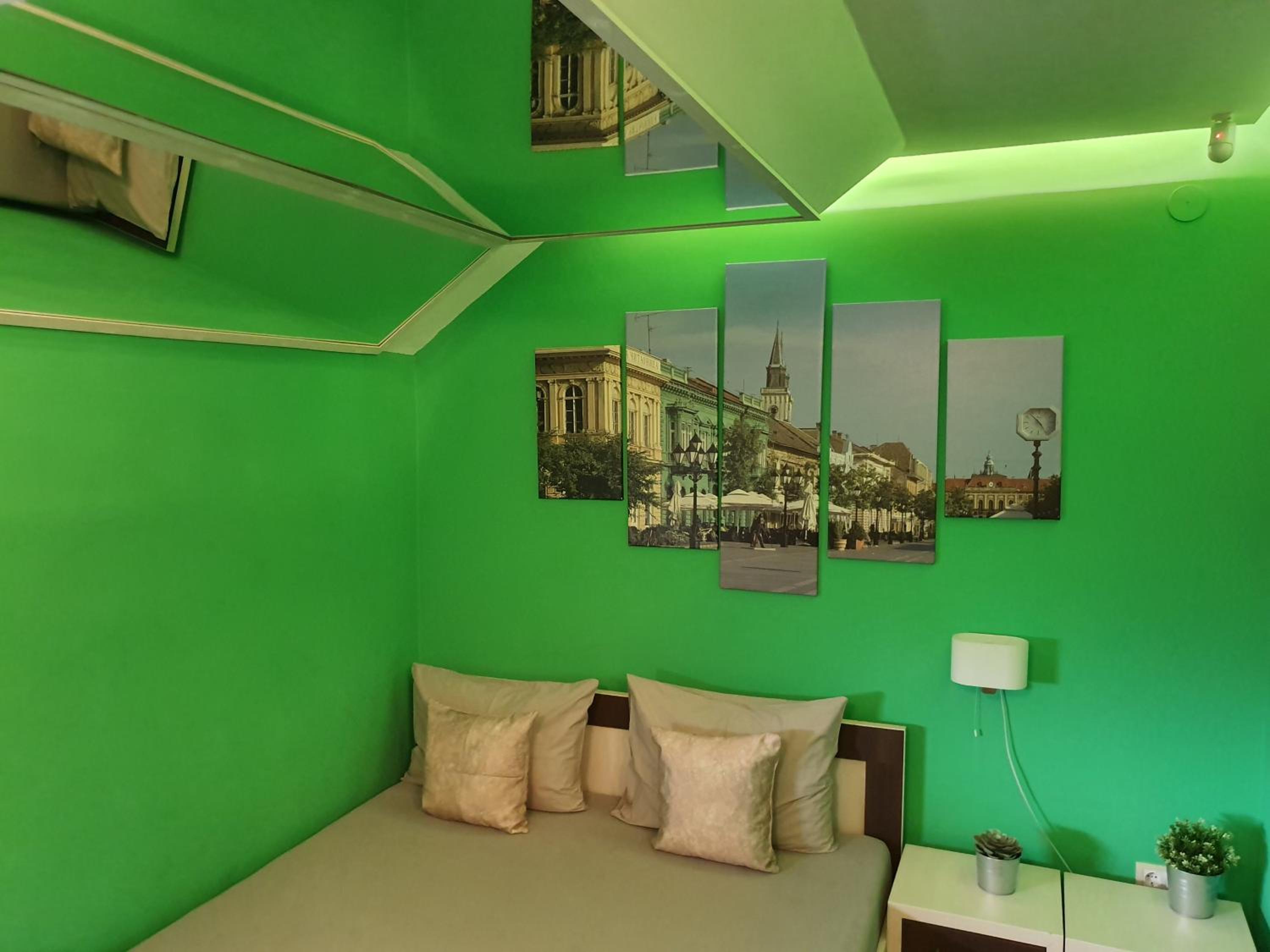 Double or Twin Room with Private Bathroom - Photo 5