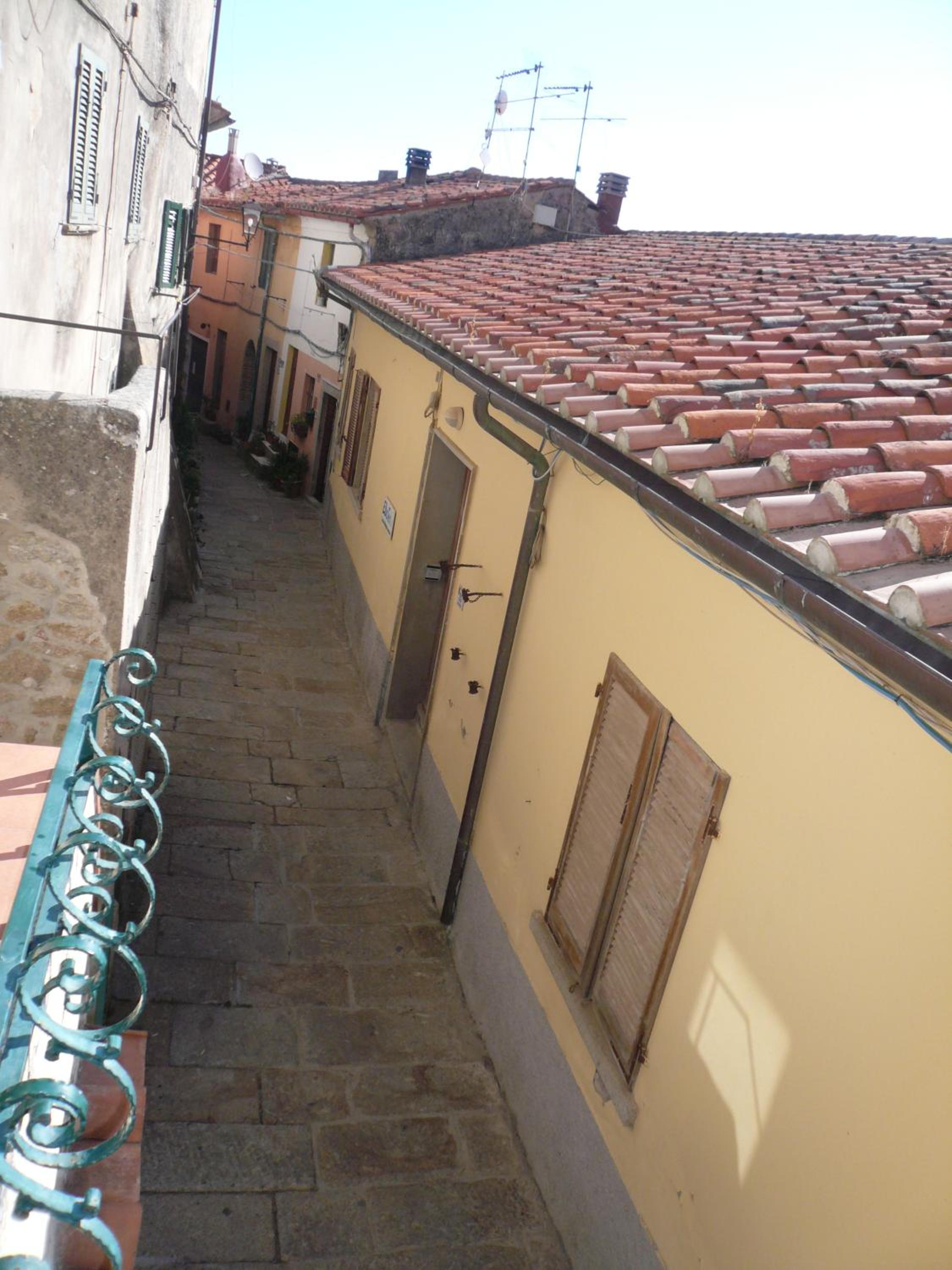 Maisonette photo 3