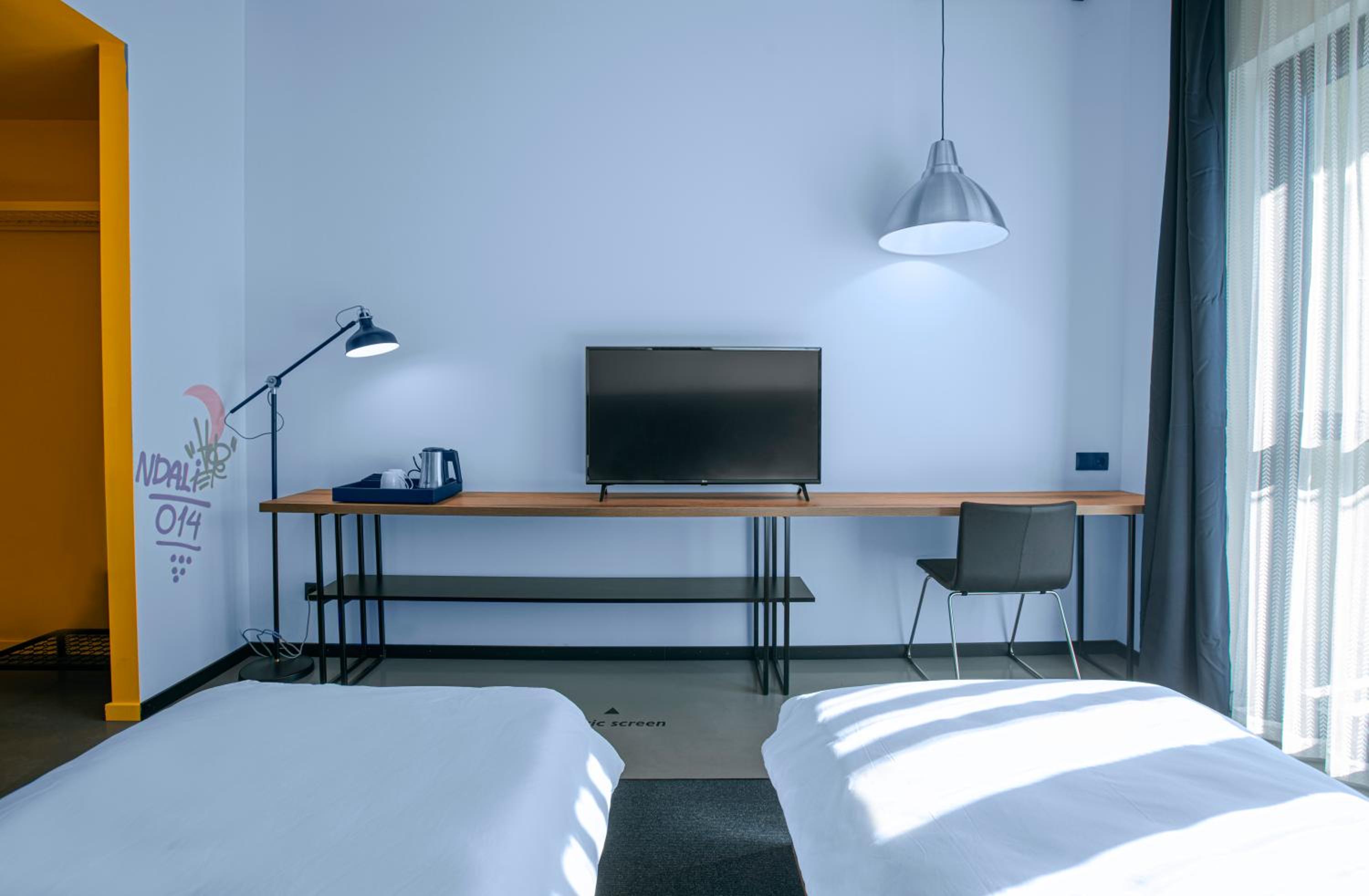 Standard Twin Room photo 2