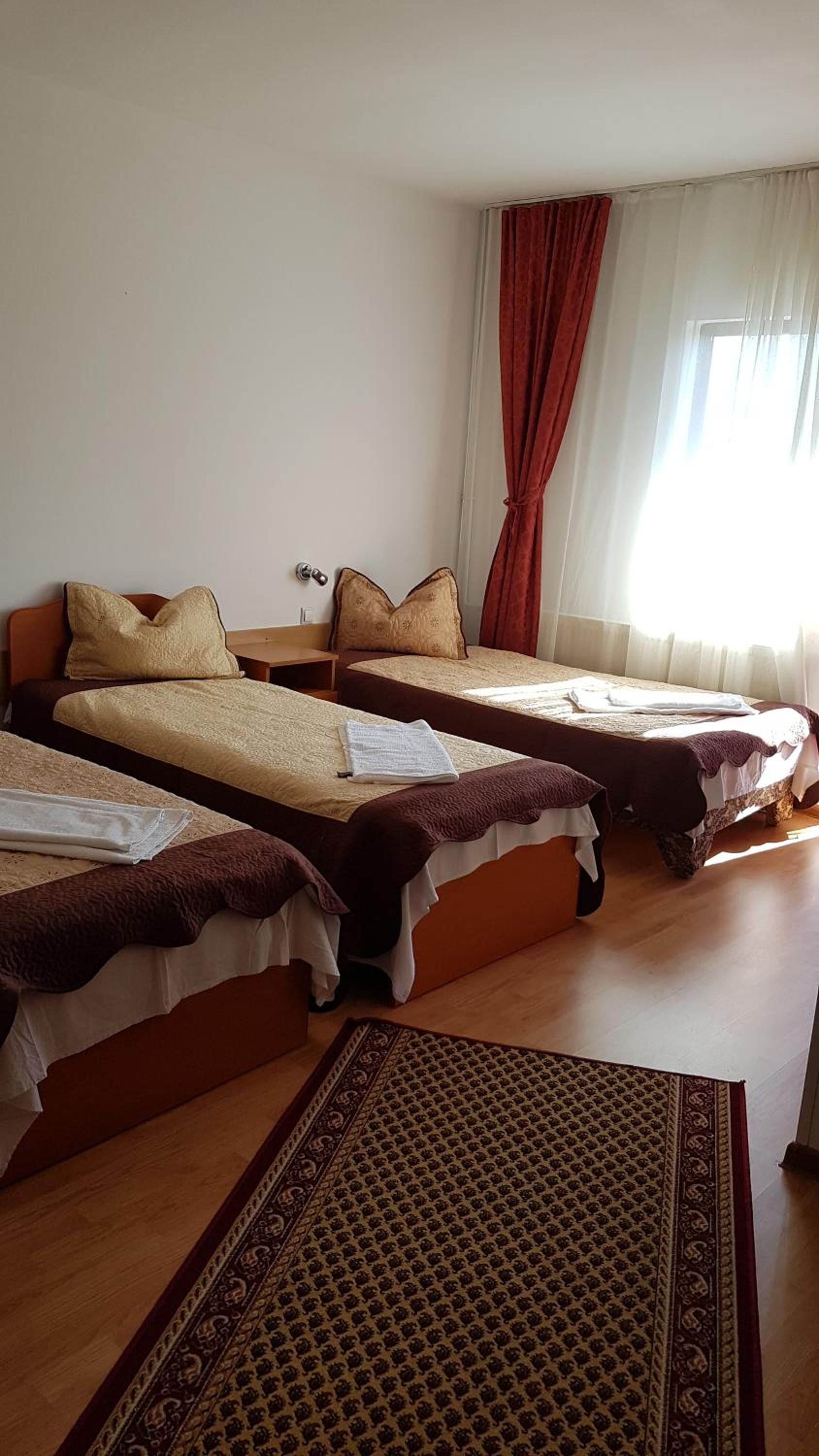 Triple Room with Private Bathroom photo 3